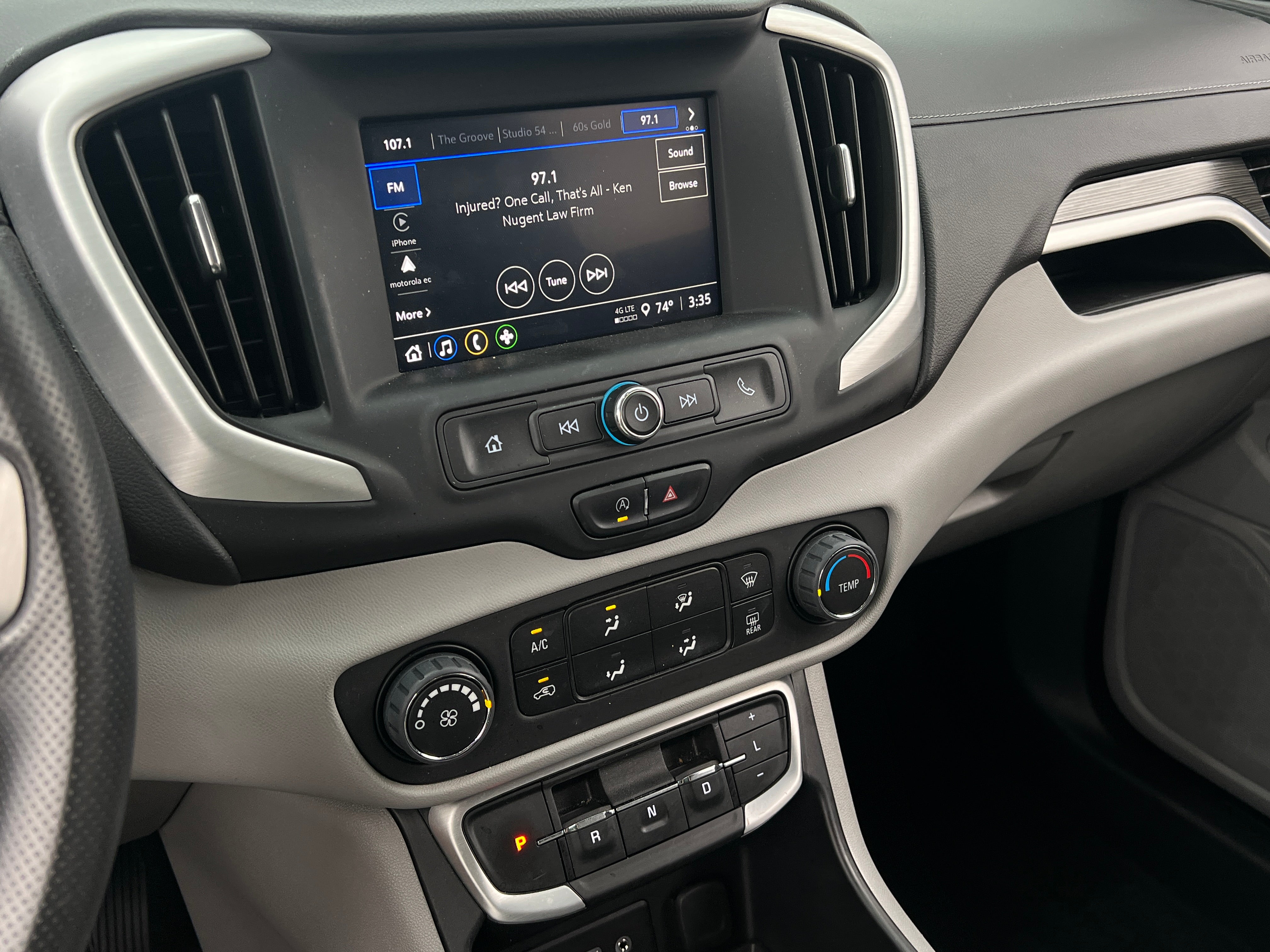 2022 GMC Terrain SLE 4