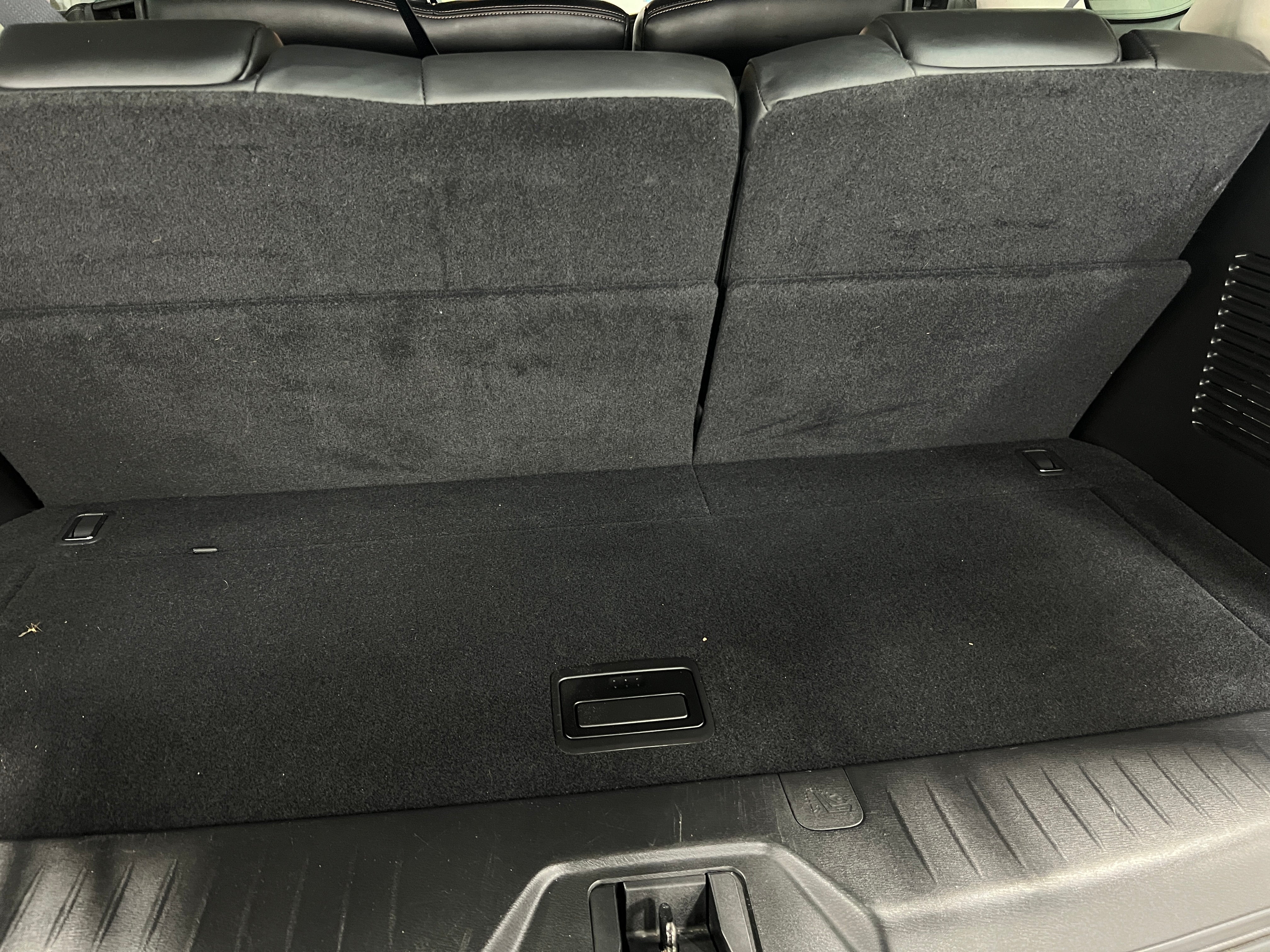 2017 Nissan Armada SL 6