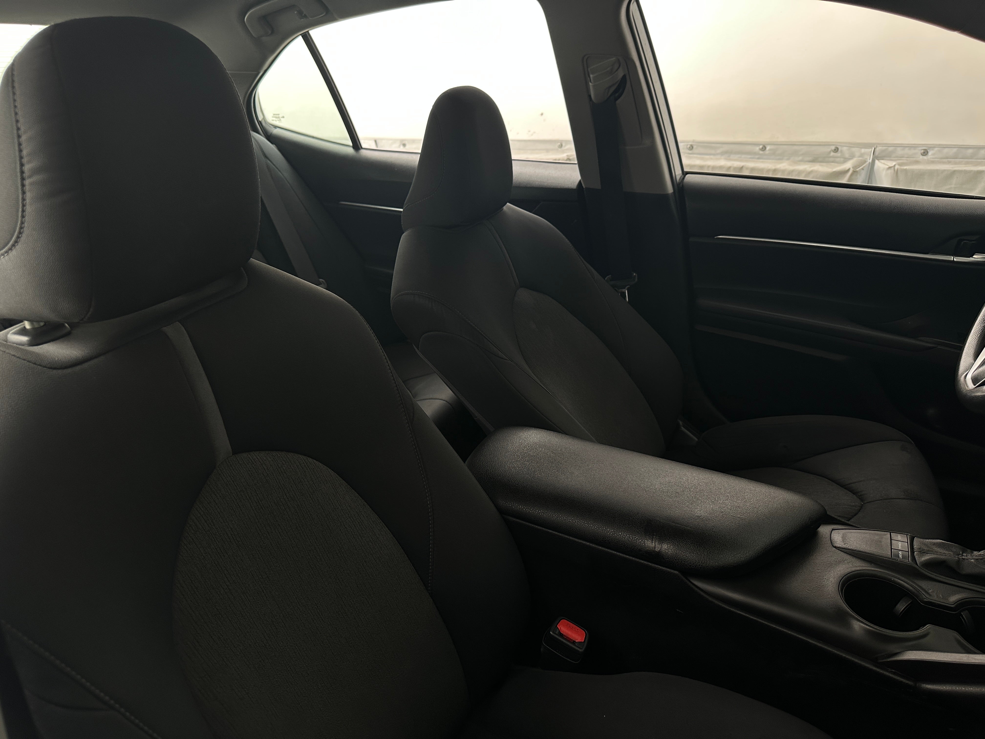 2022 Toyota Camry LE 2