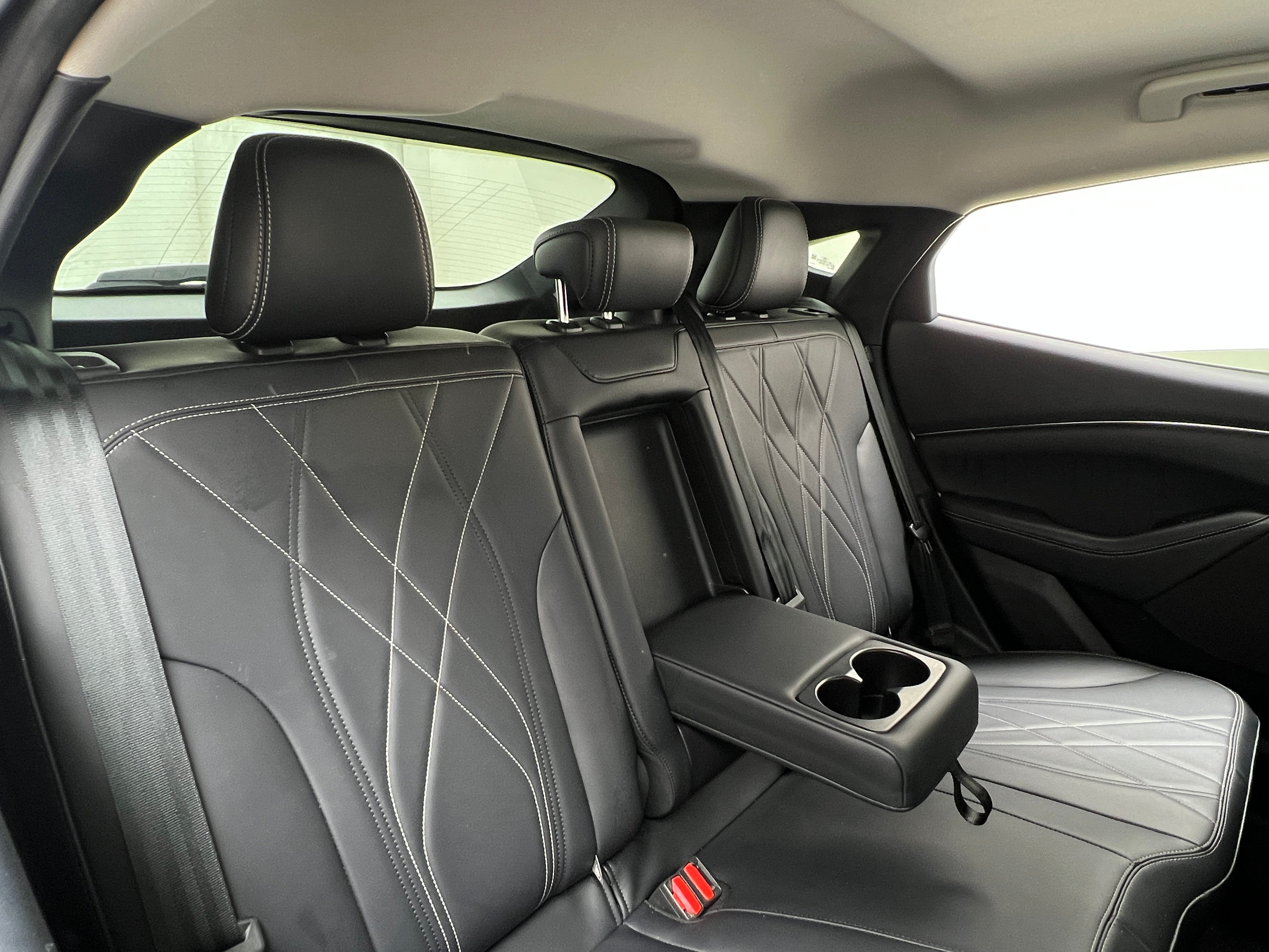 2022 Ford Mustang Mach-E Select 5