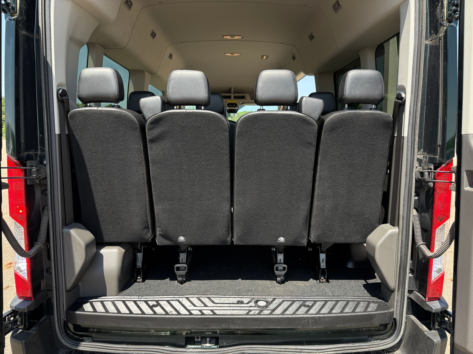Thumbnail: 2020 Ford Econoline - 6