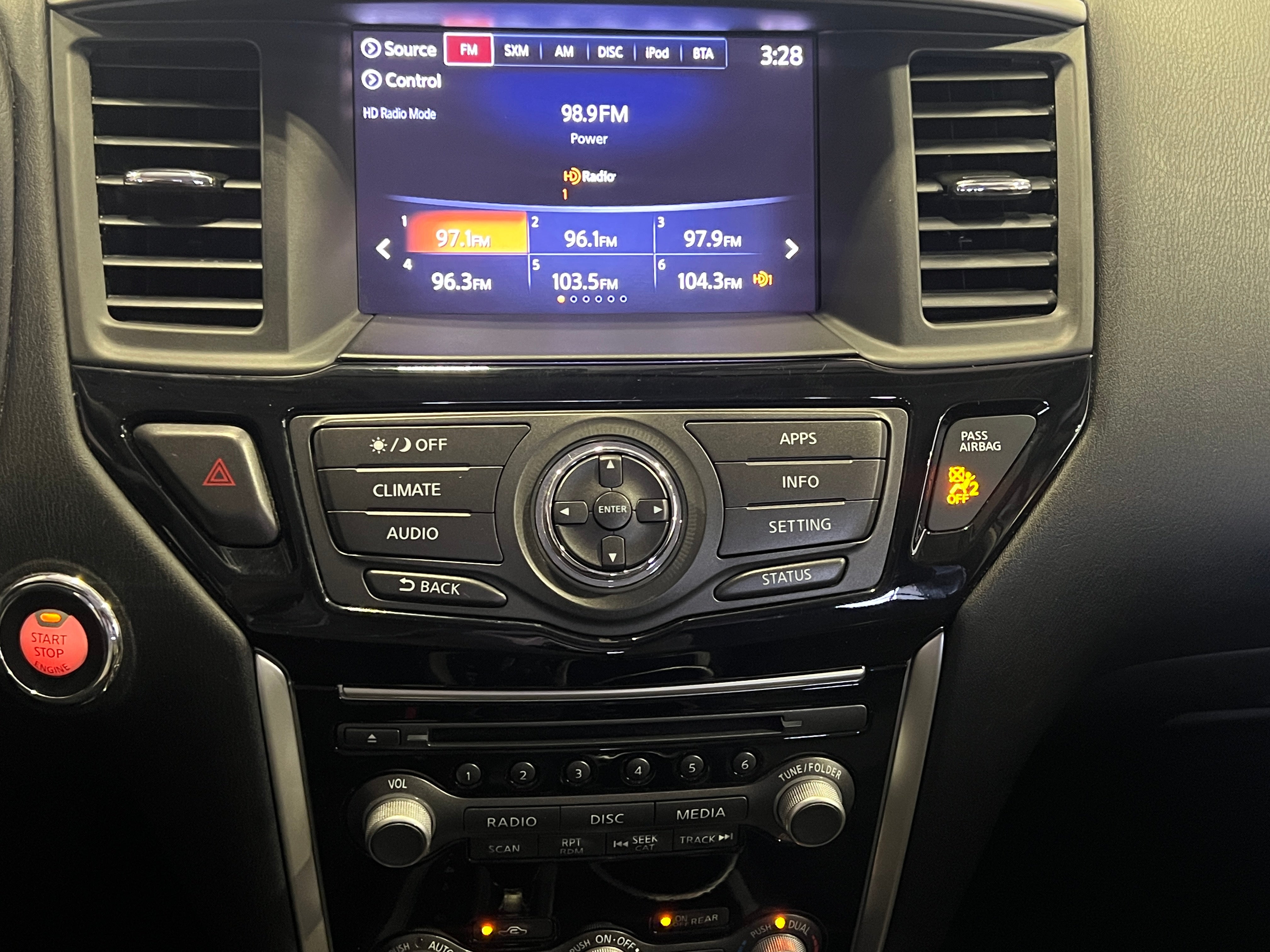 2018 Nissan Pathfinder S 4