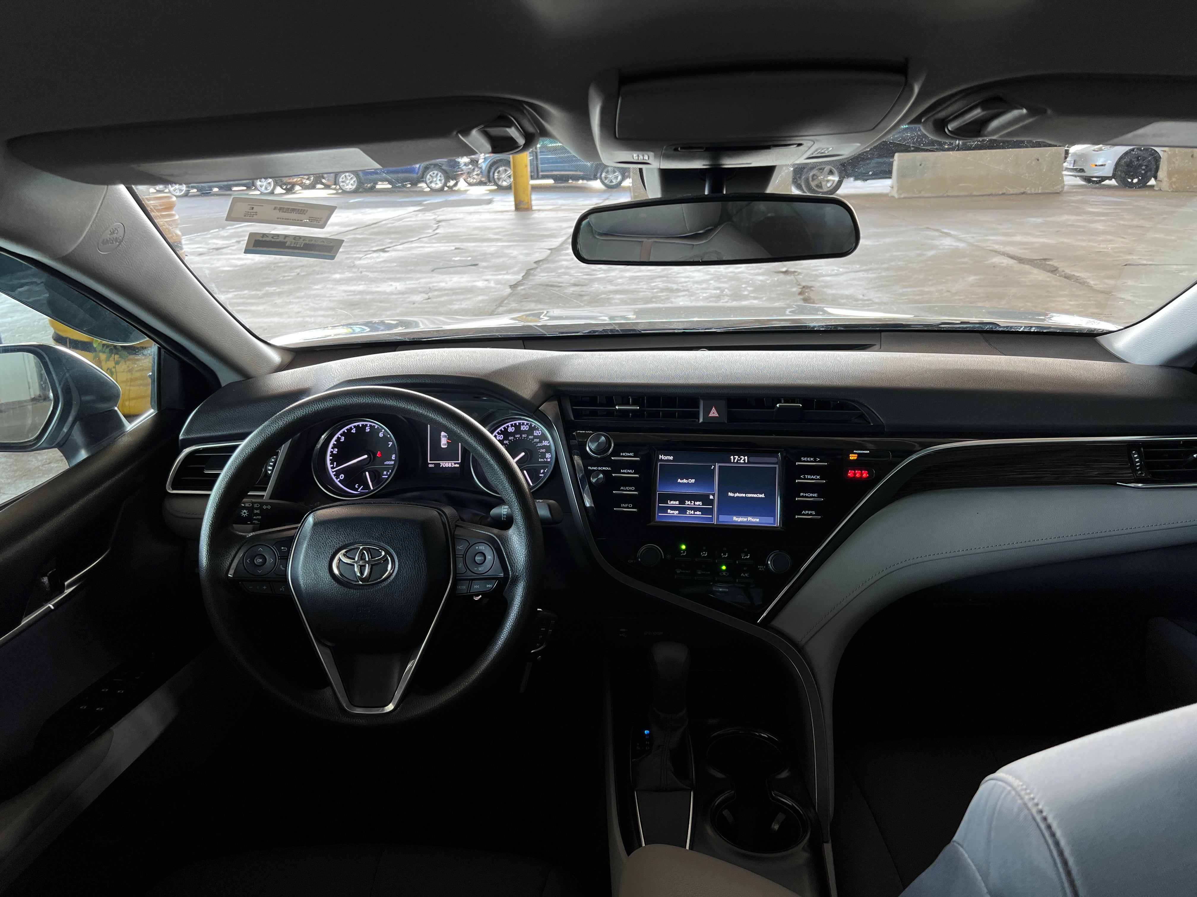 2018 Toyota Camry LE 3