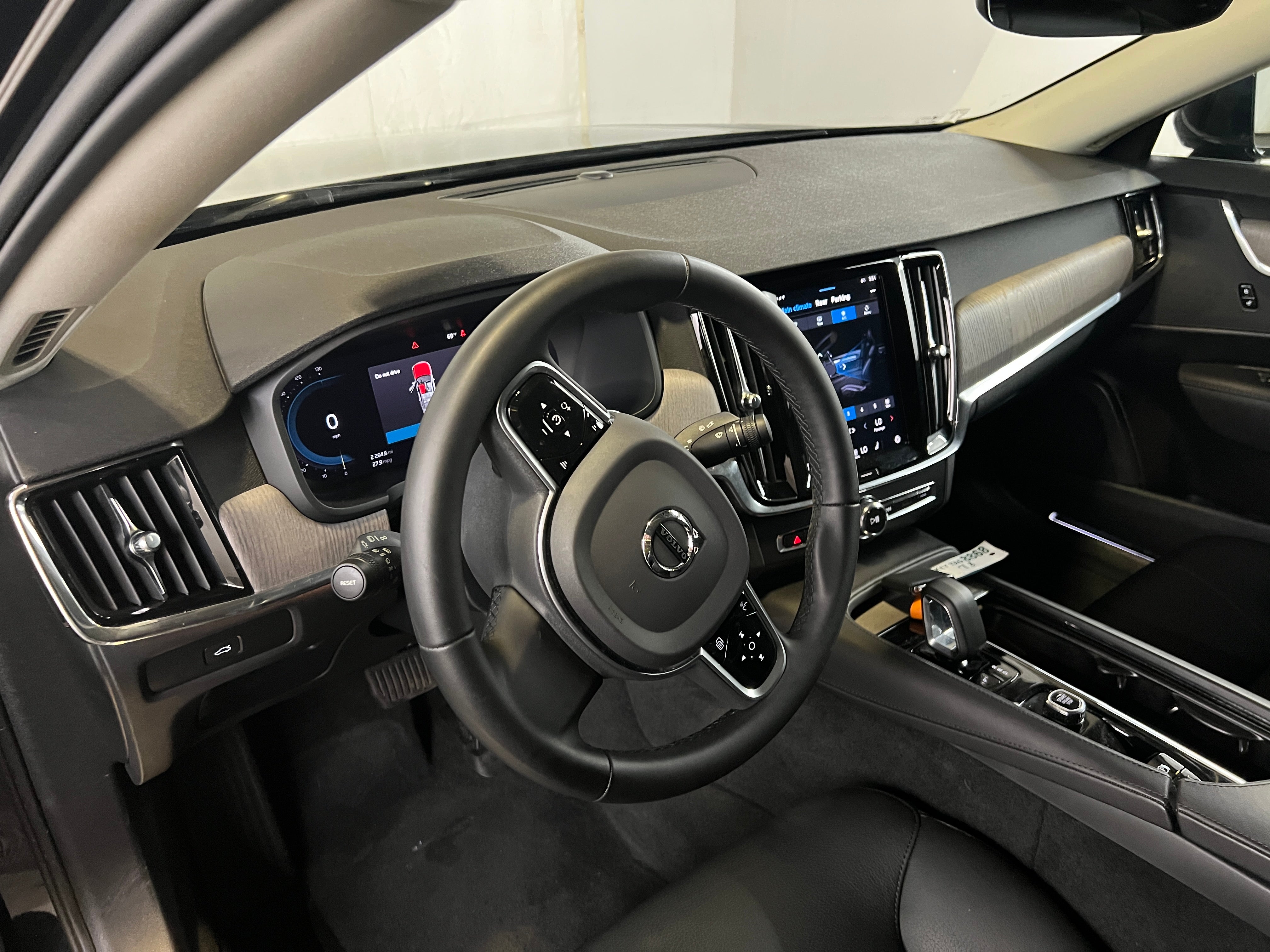 2024 Volvo S90 B6 Plus 2