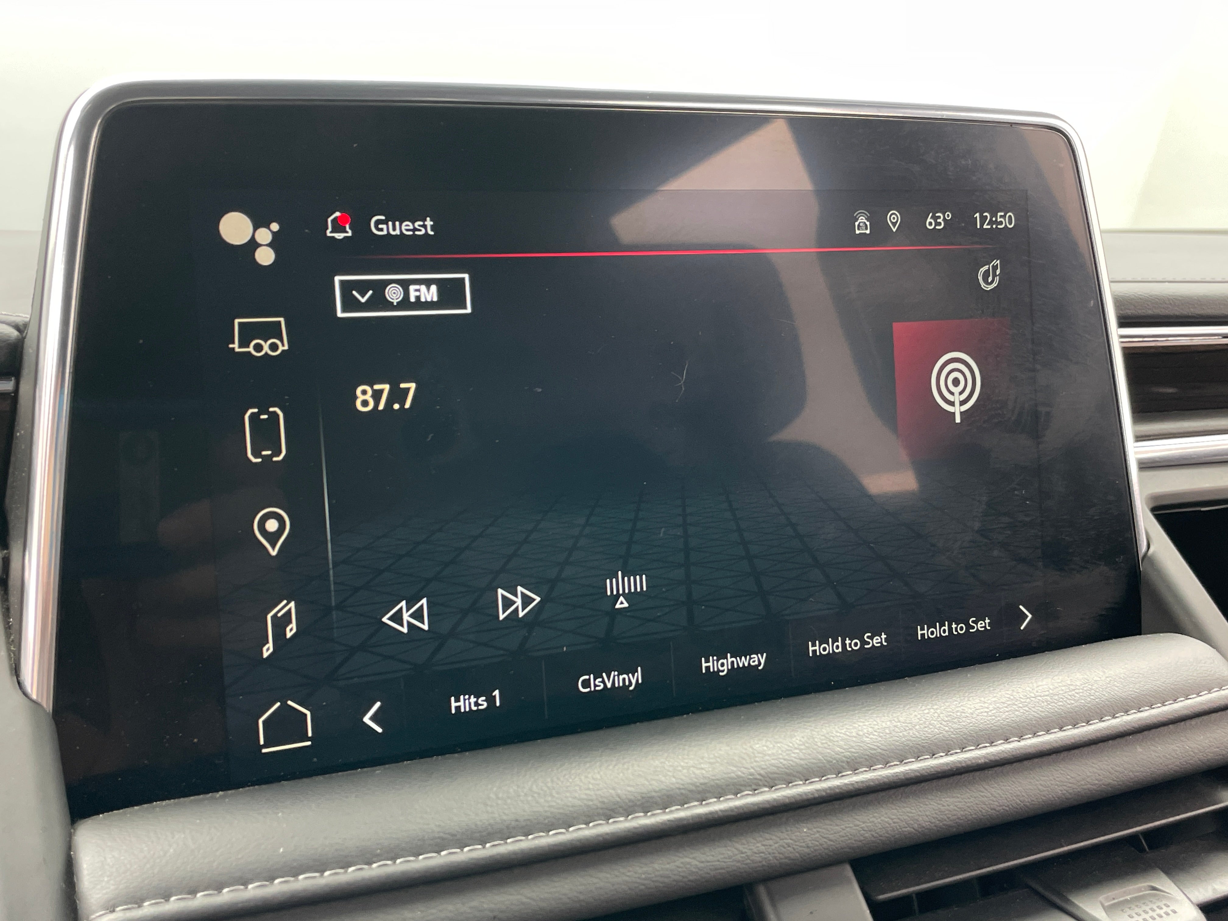 2023 GMC Yukon SLE 4