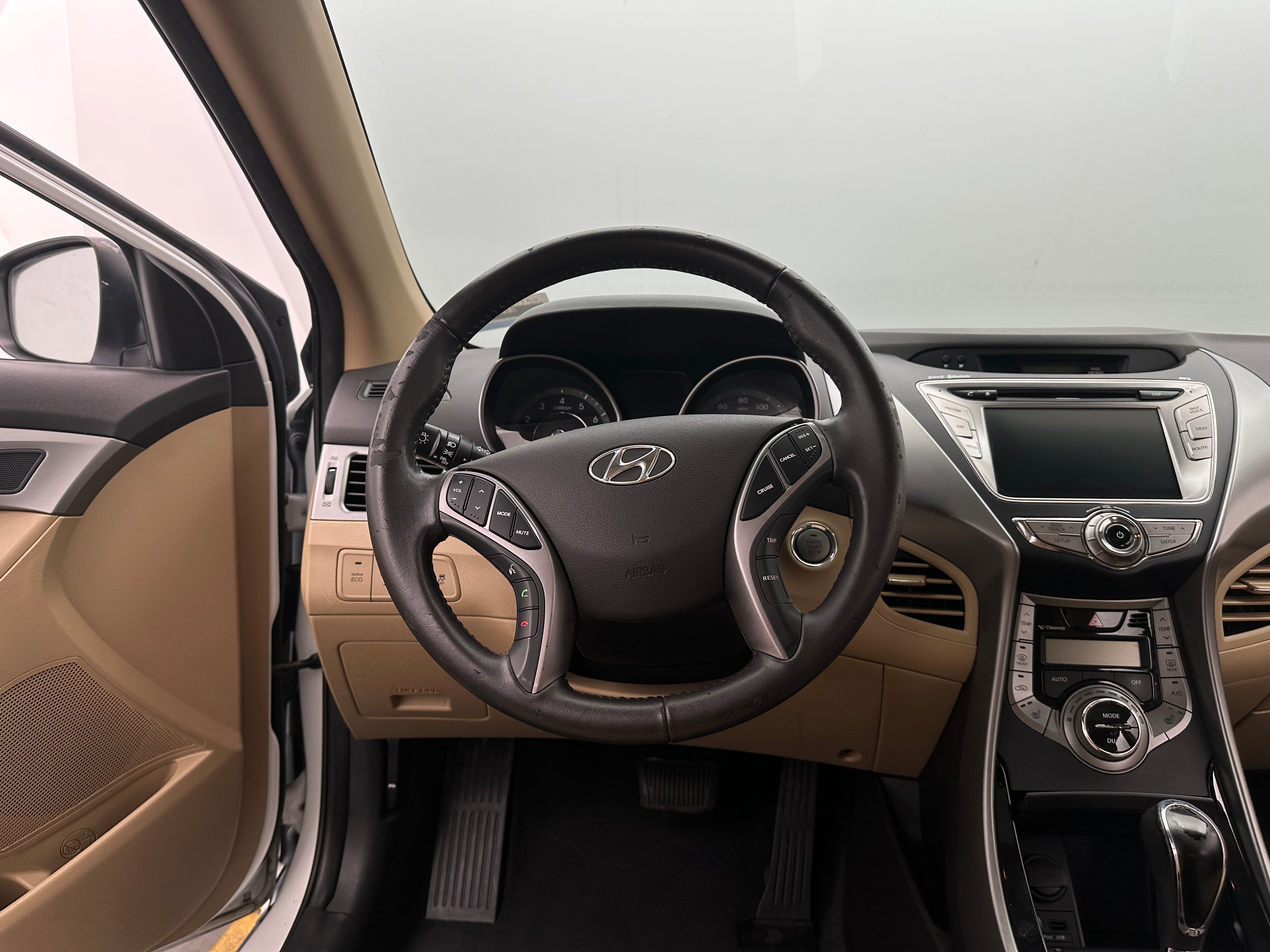 2013 Hyundai Elantra Limited Edition 4