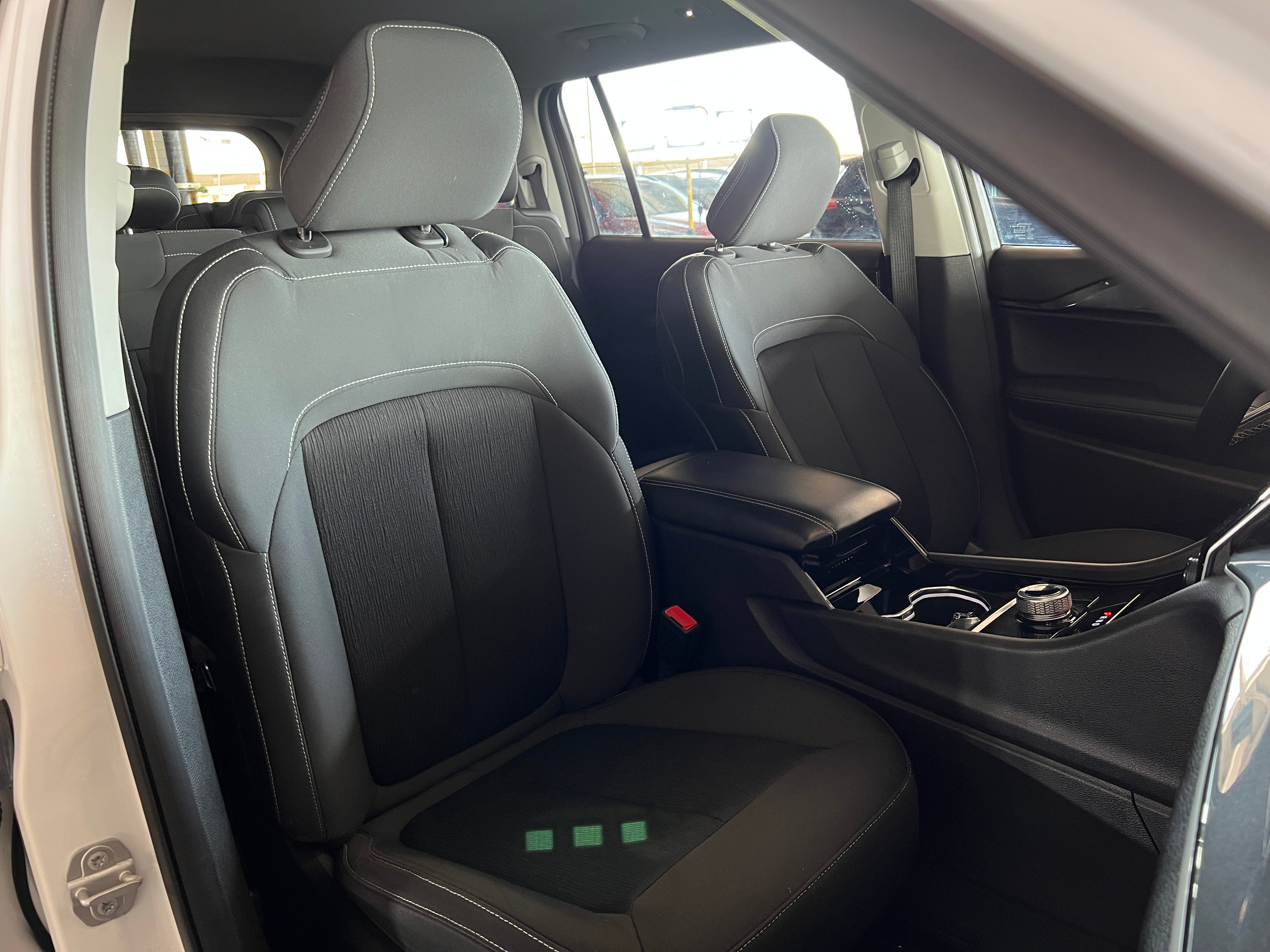 2021 Jeep Grand Cherokee L Laredo 2