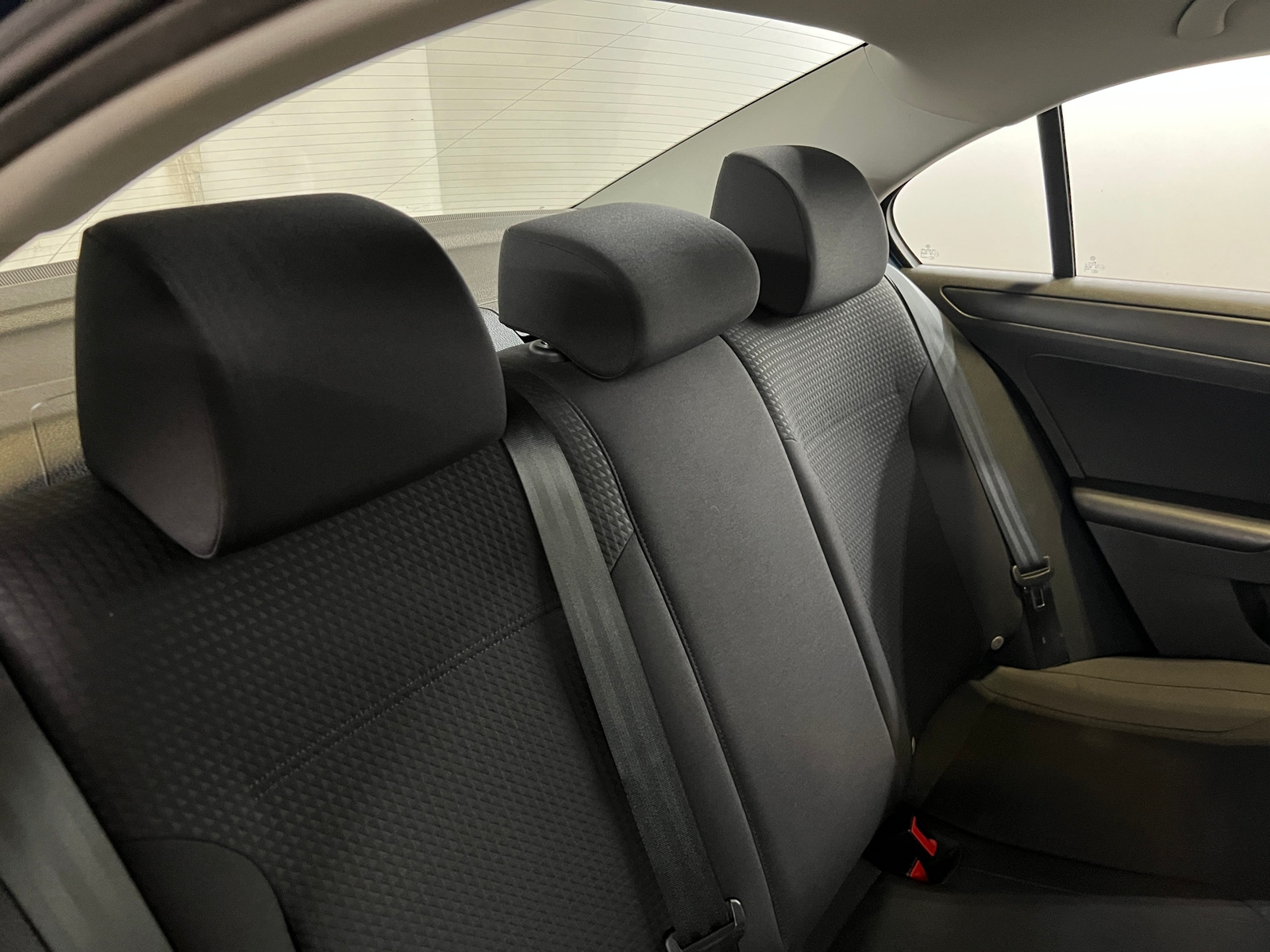 Thumbnail: 2016 Volkswagen Jetta - 6