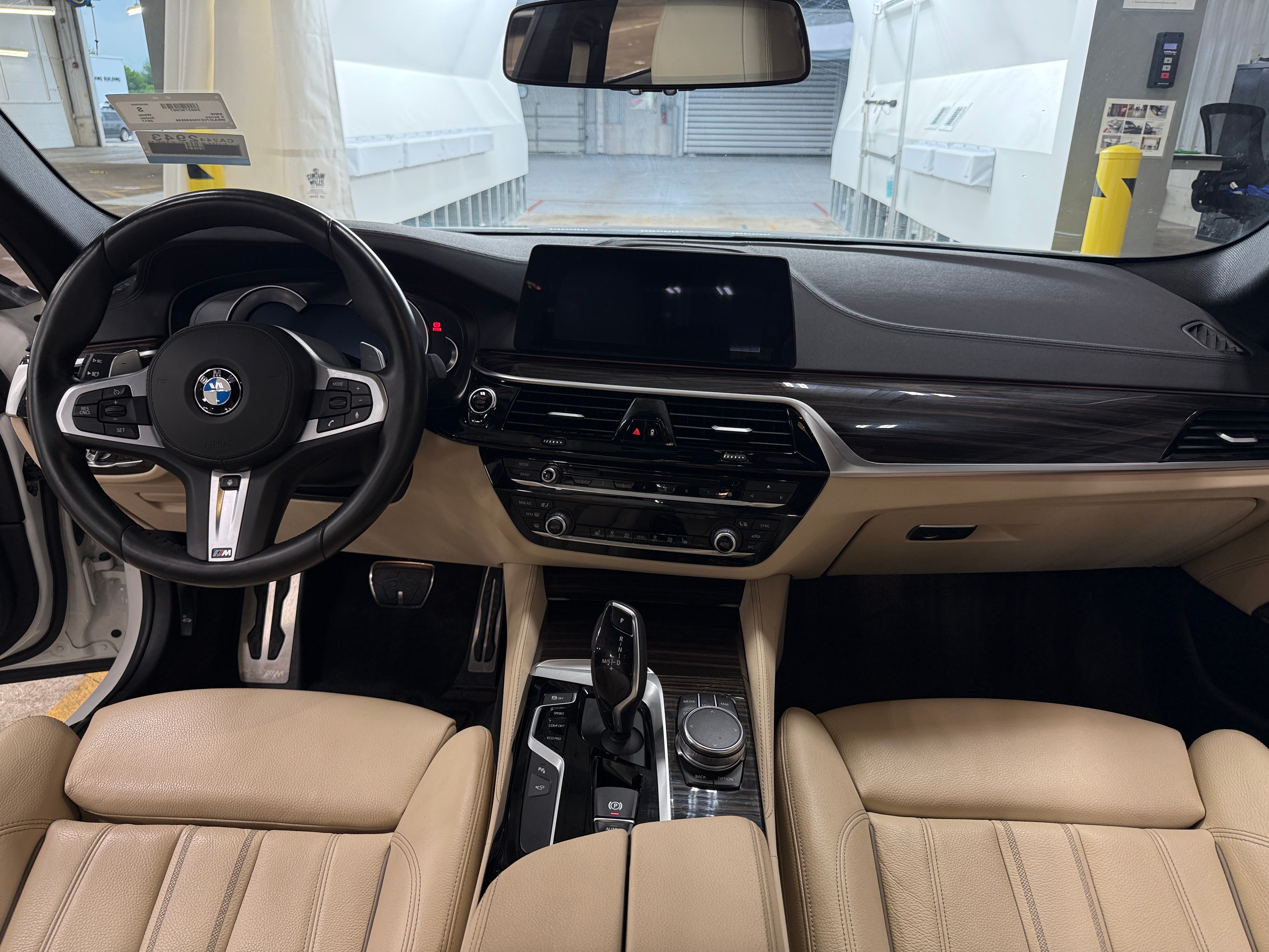 2017 BMW 5 Series 540i xDrive 2