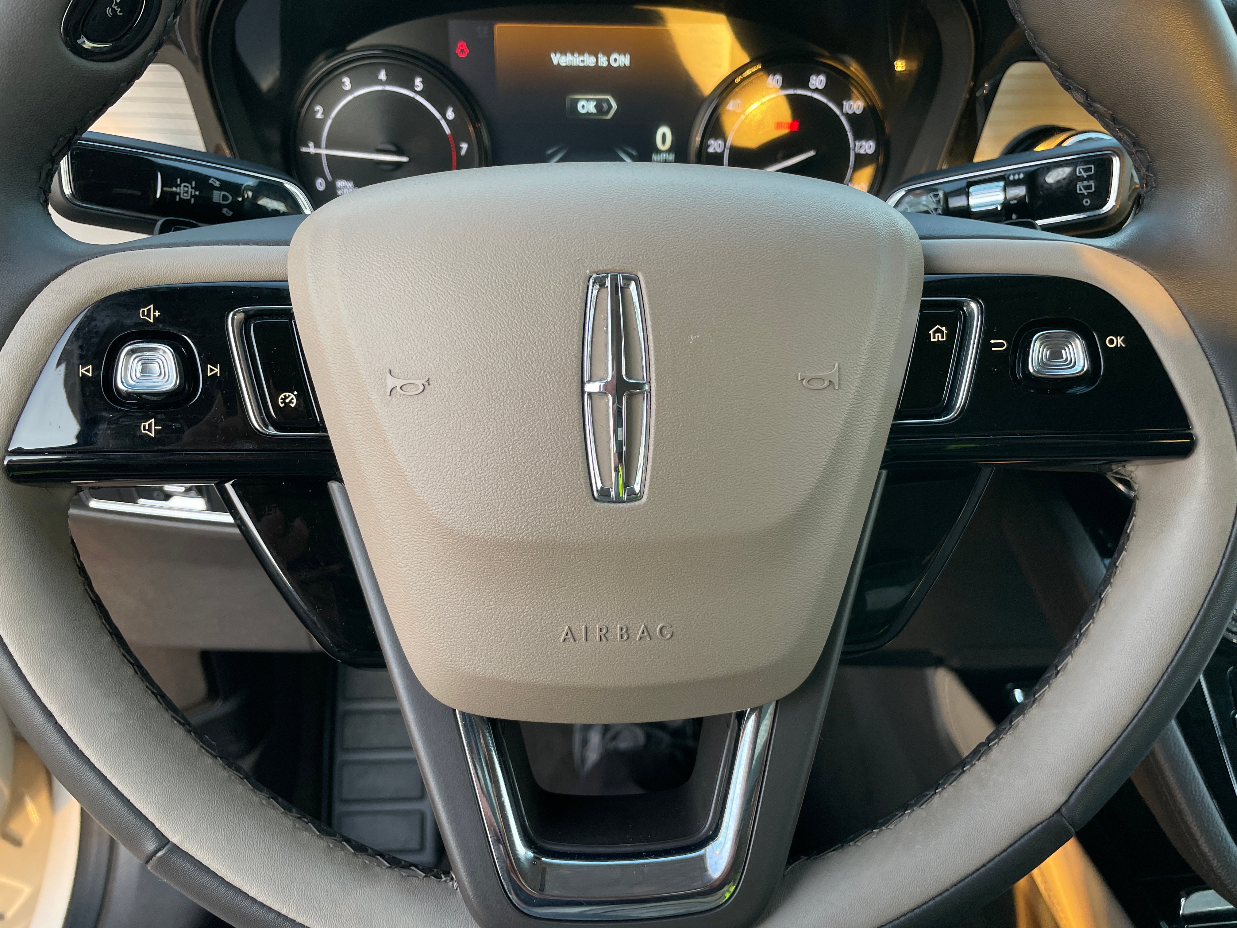2022 Lincoln Corsair  4