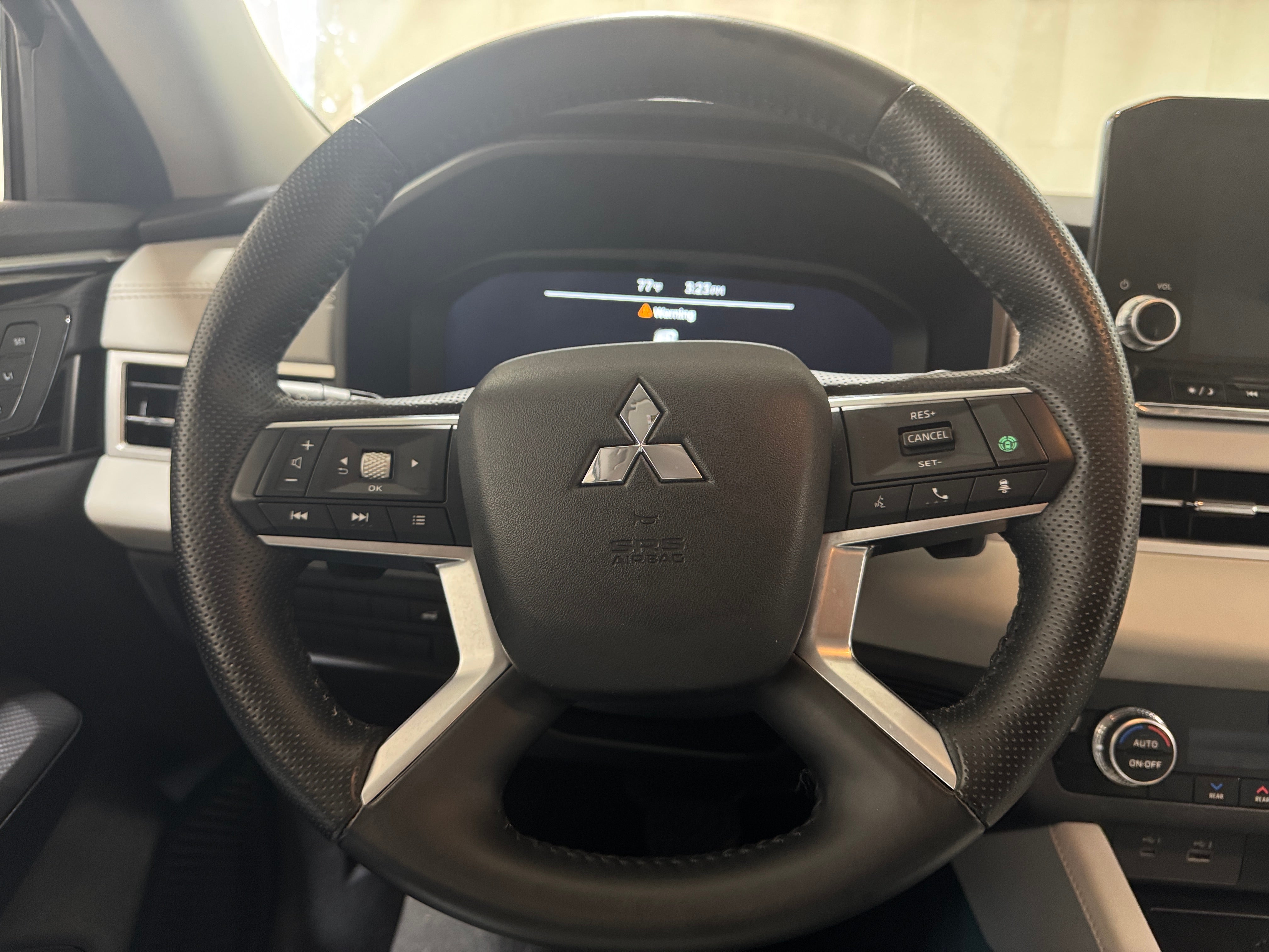 2024 Mitsubishi Outlander SEL 4