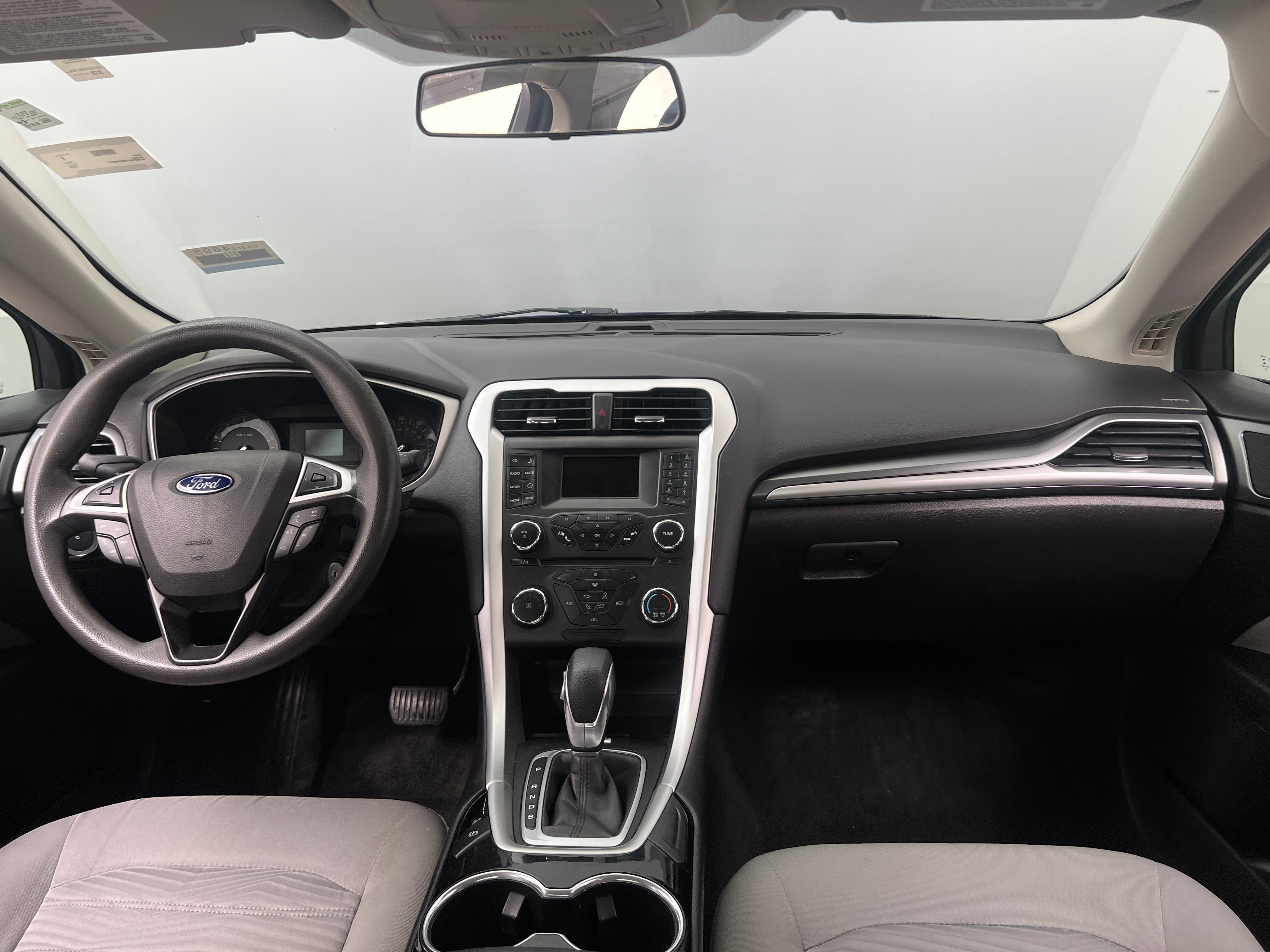 2016 Ford Fusion S 3