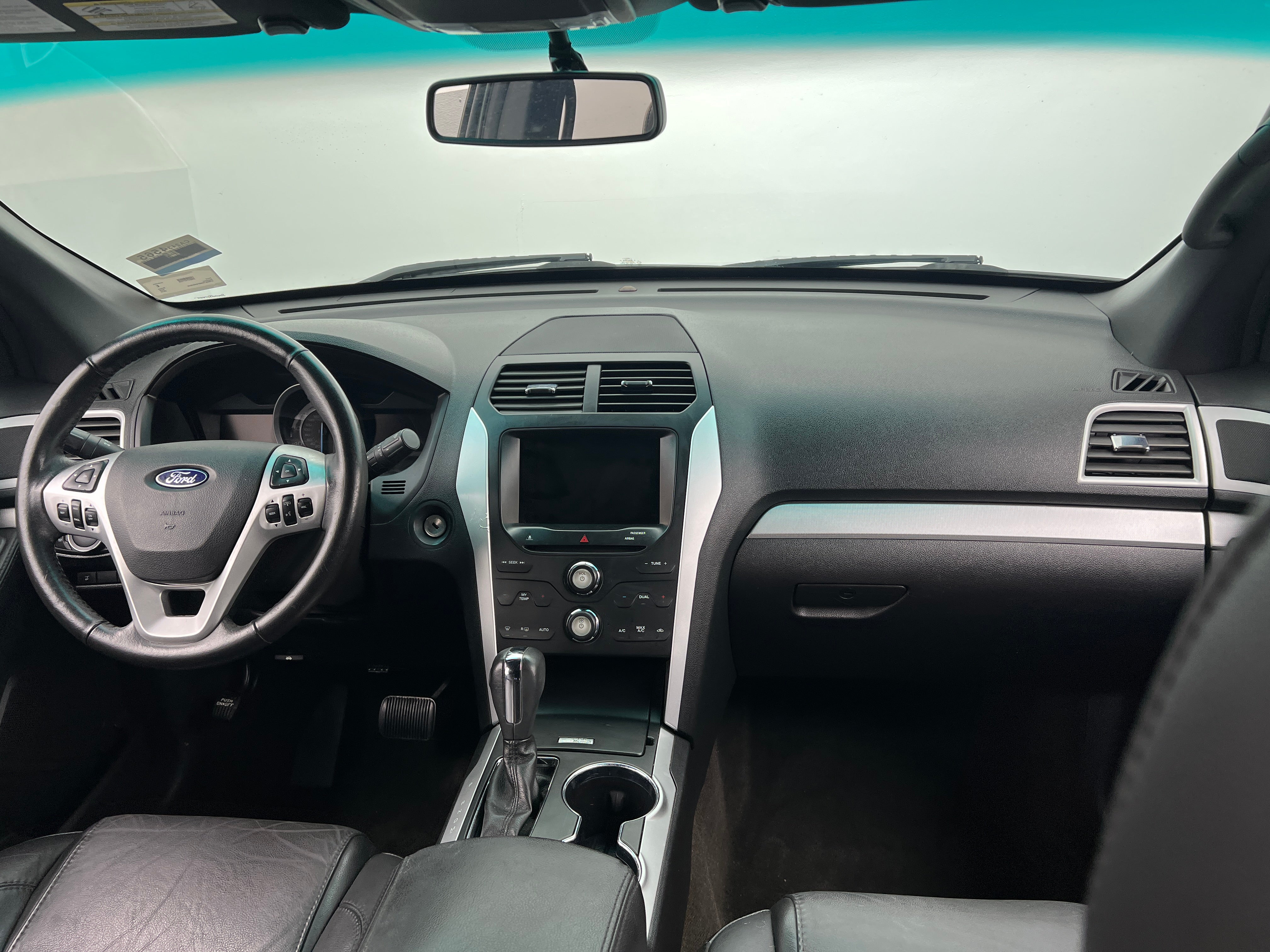 2015 Ford Explorer XLT 3
