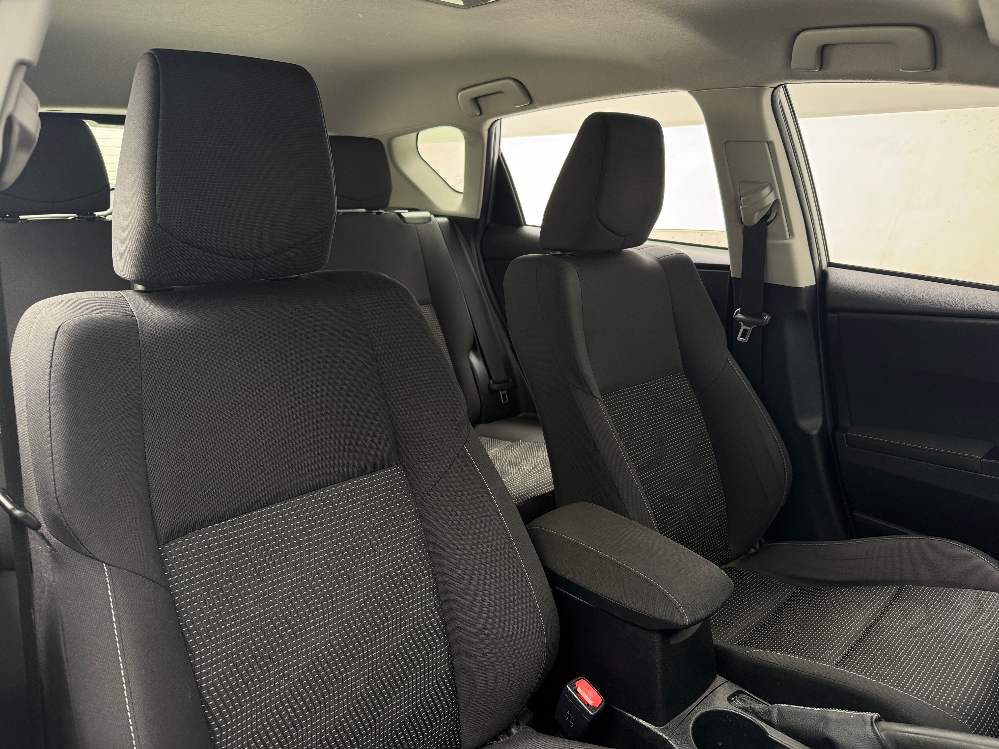 2017 Toyota Corolla iM Base 2