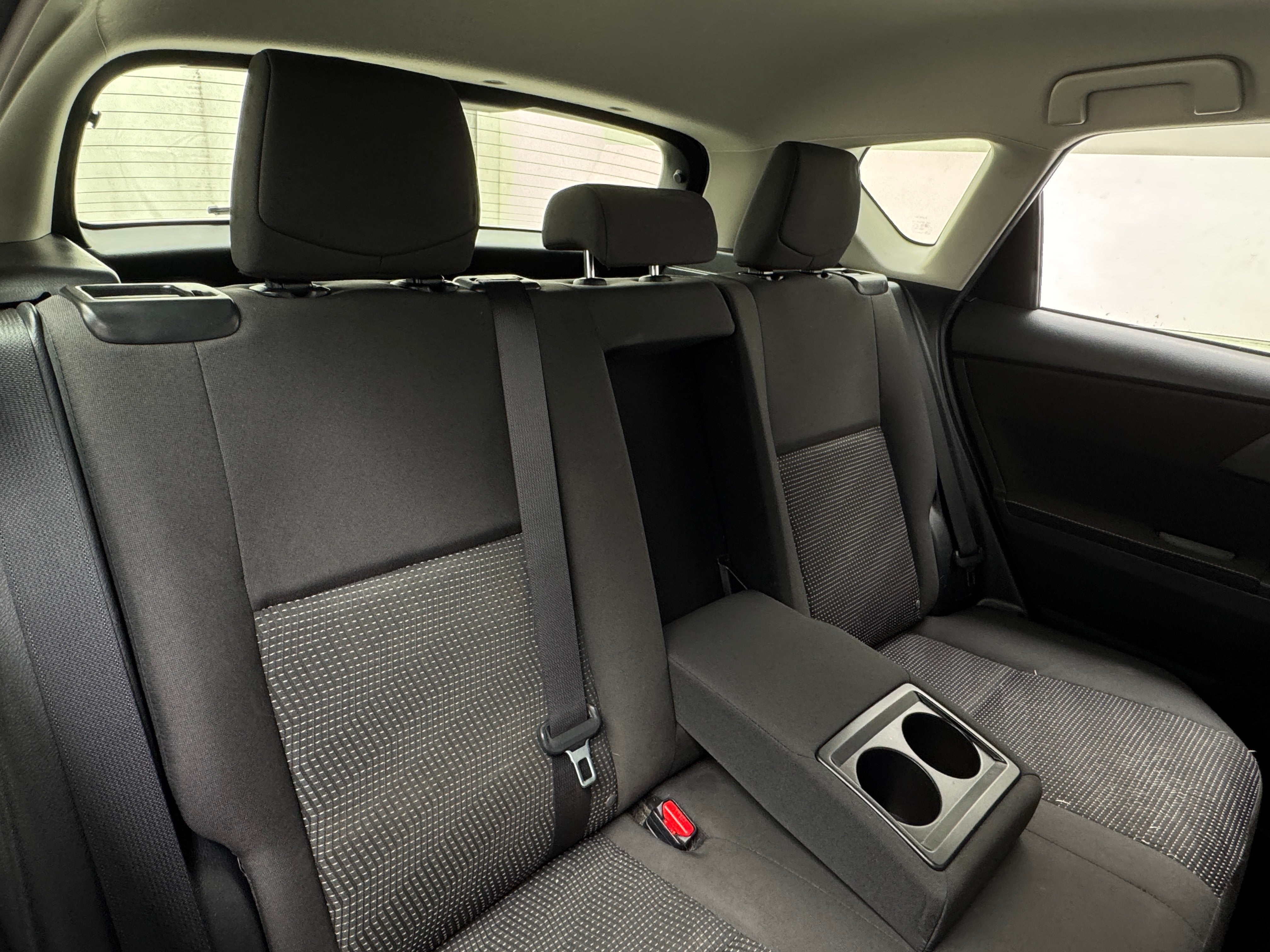 2017 Toyota Corolla iM Base 6