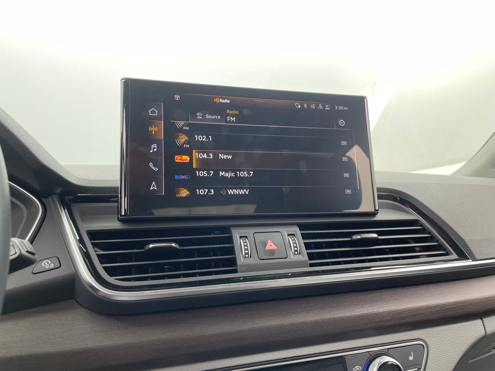 Thumbnail: 2022 Audi Q5 - 3