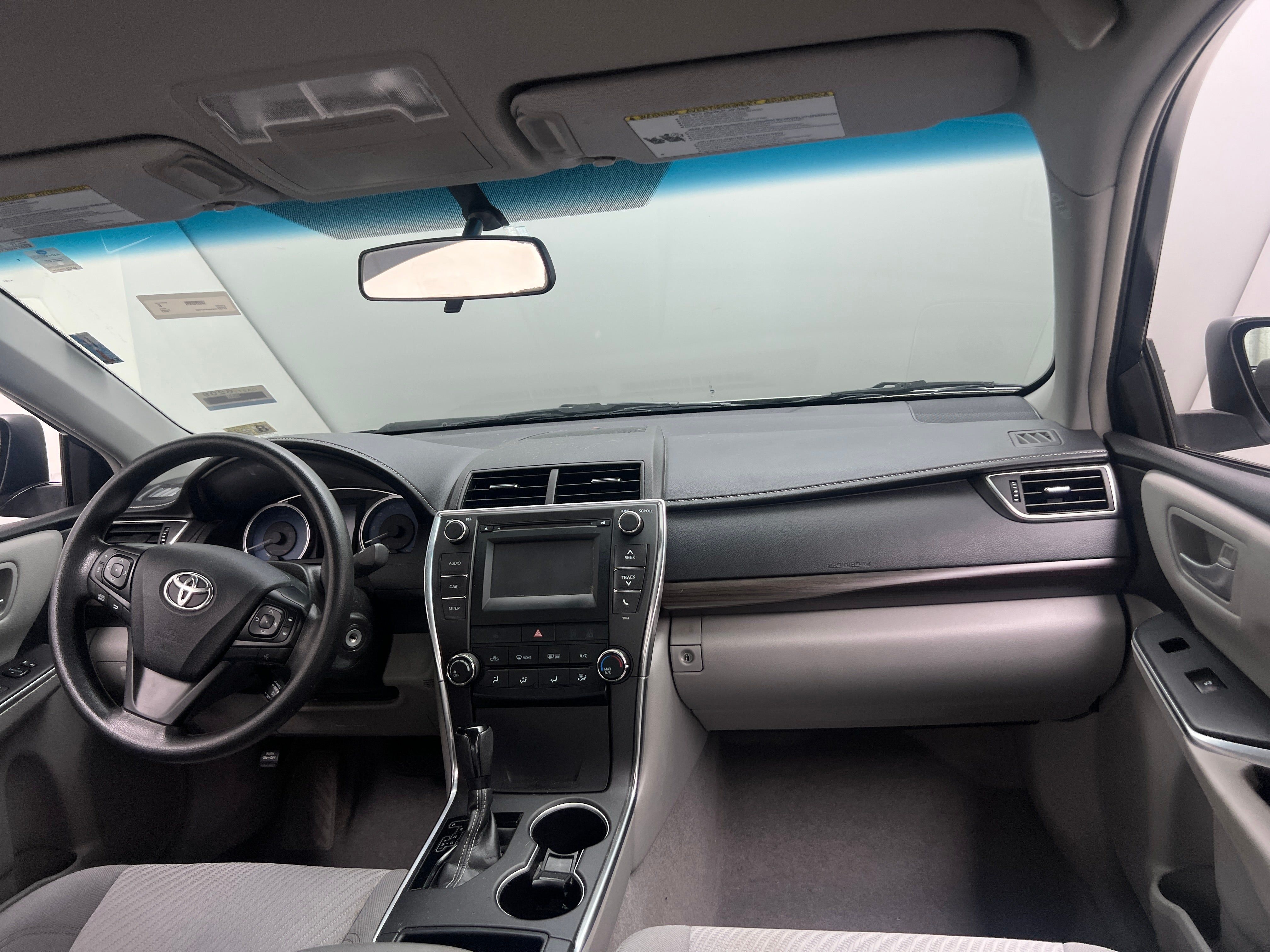 2017 Toyota Camry LE 3