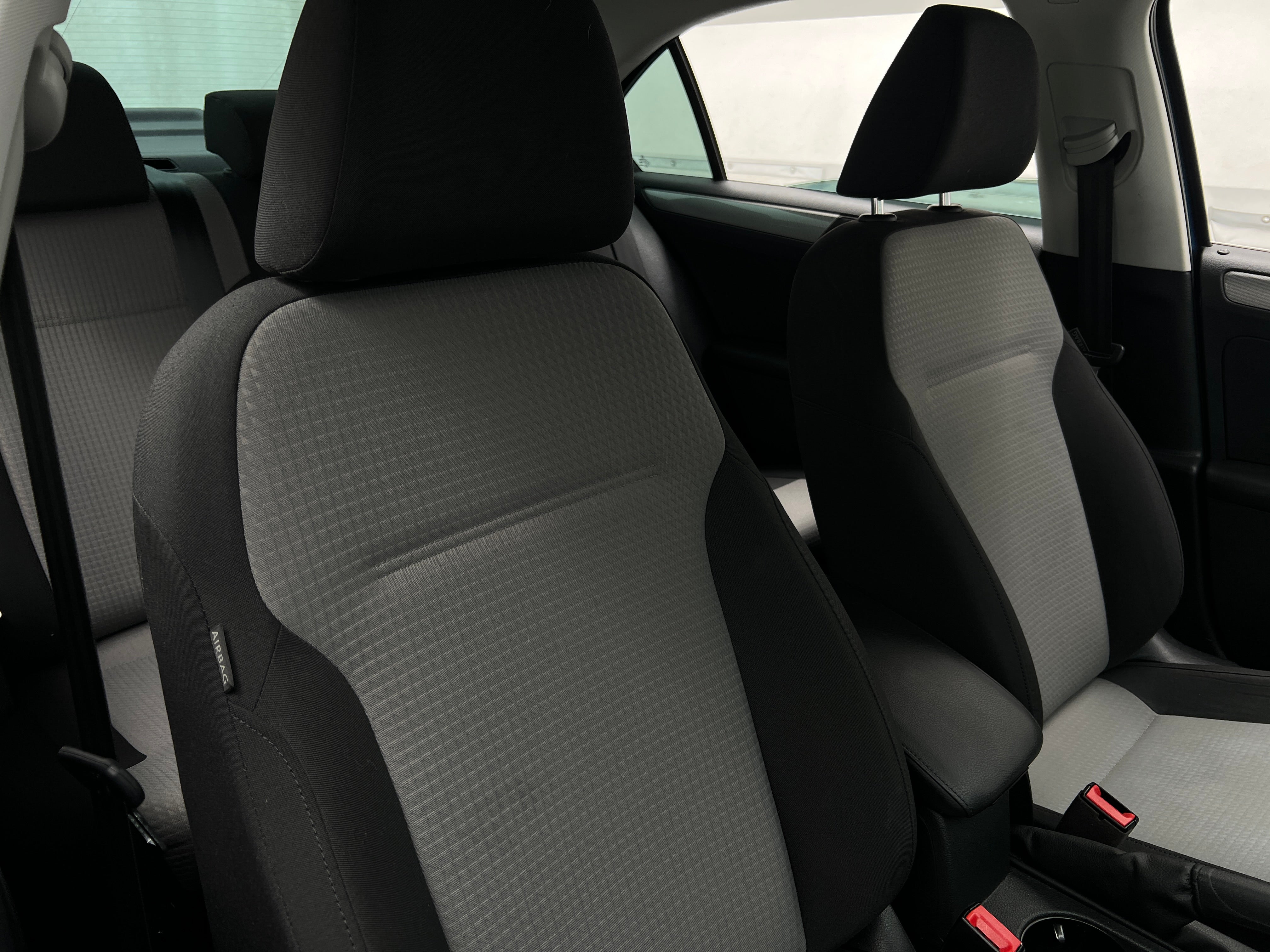 2017 Volkswagen Jetta S 2