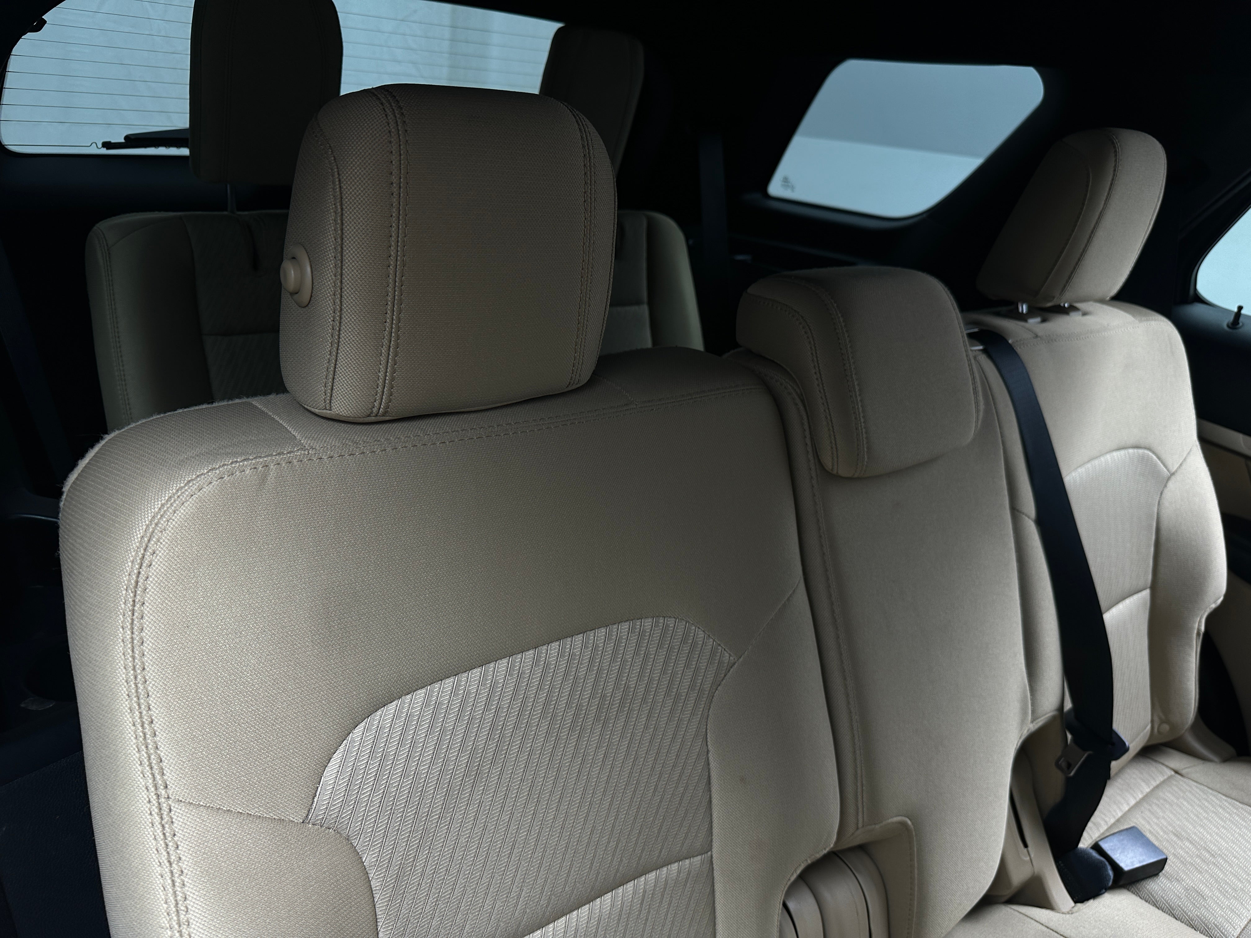 2017 Ford Explorer Base 6
