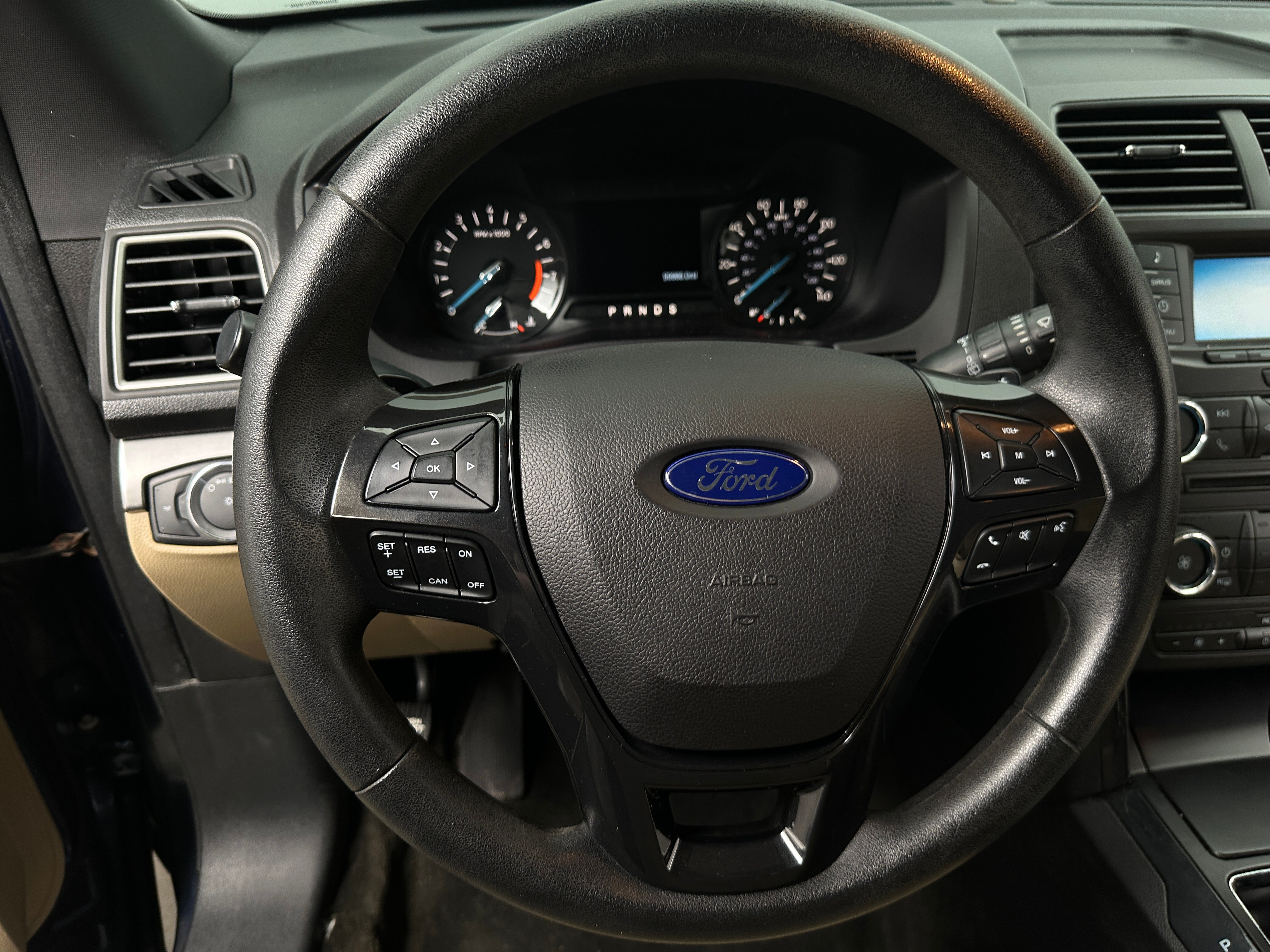 2017 Ford Explorer Base 5