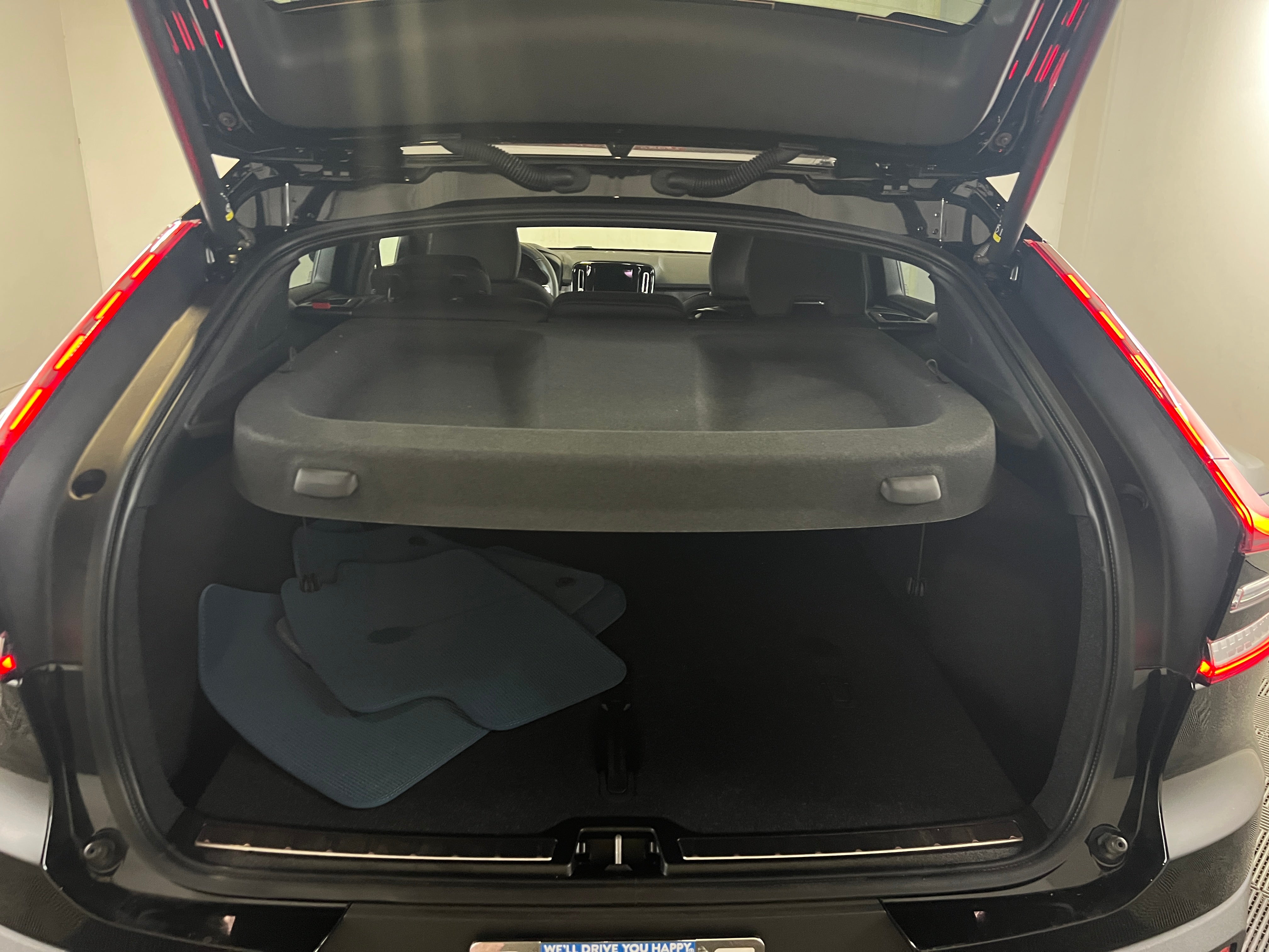 2023 Volvo C40 Ultimate 7