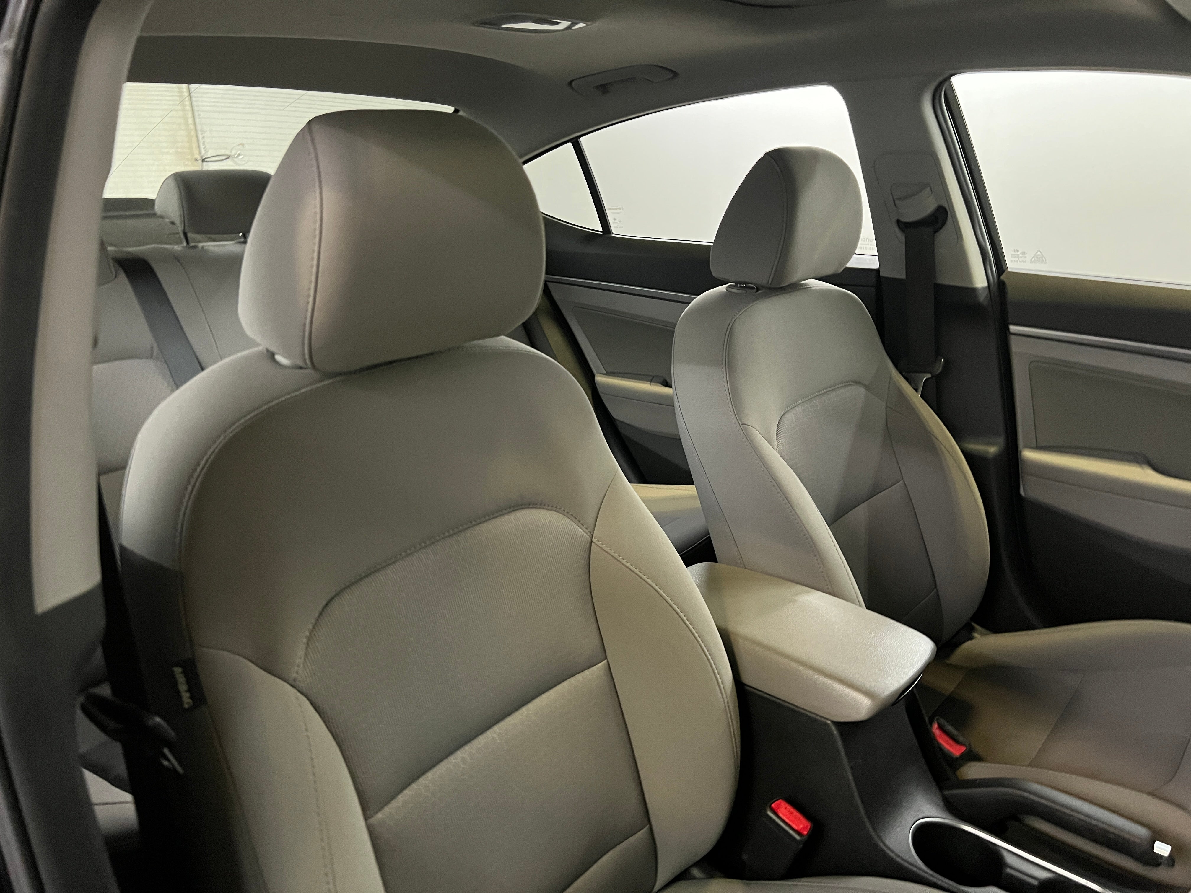 2018 Hyundai Elantra Value Edition 2