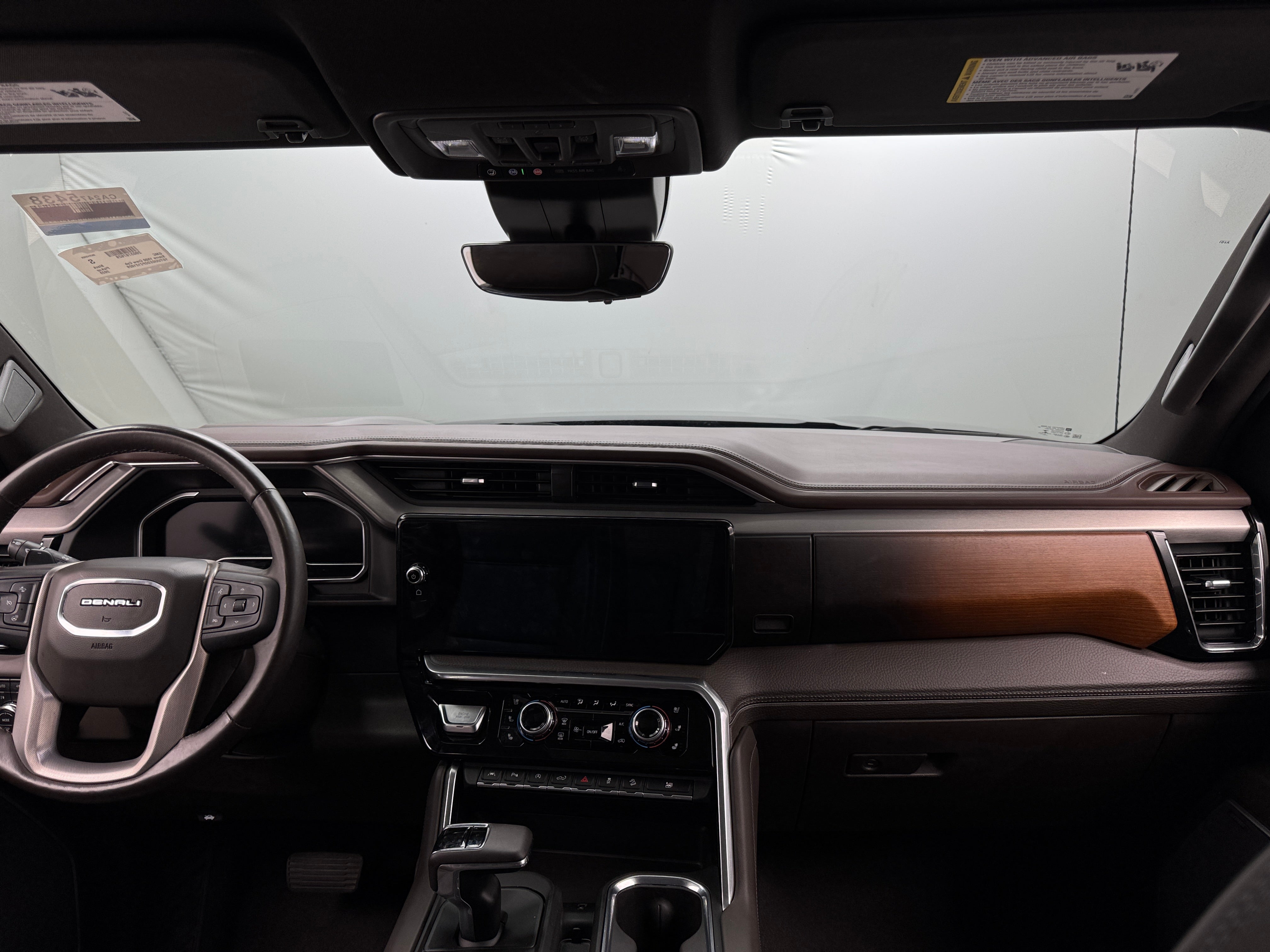 2023 GMC Sierra 1500 Denali 2