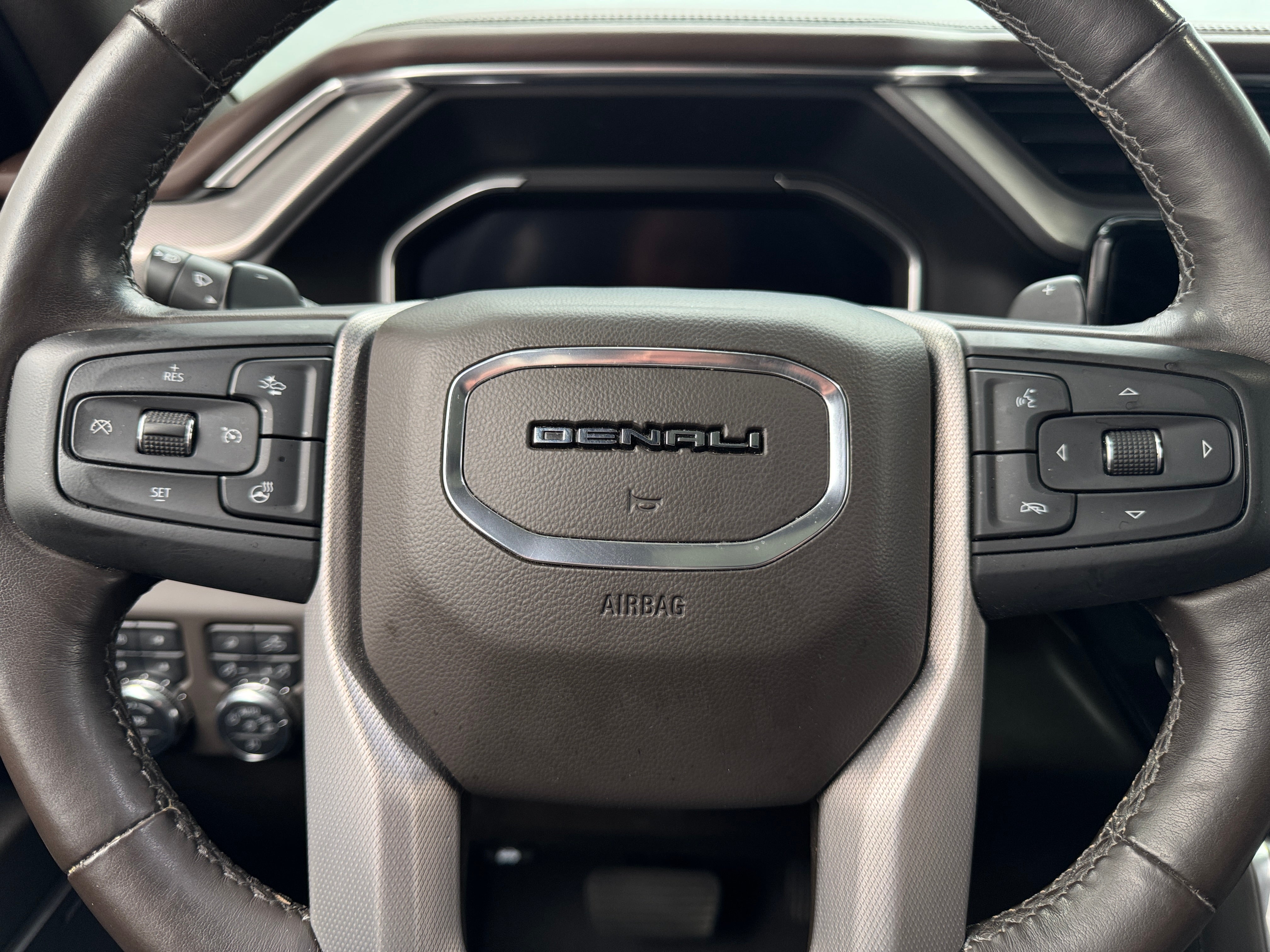 2023 GMC Sierra 1500 Denali 4
