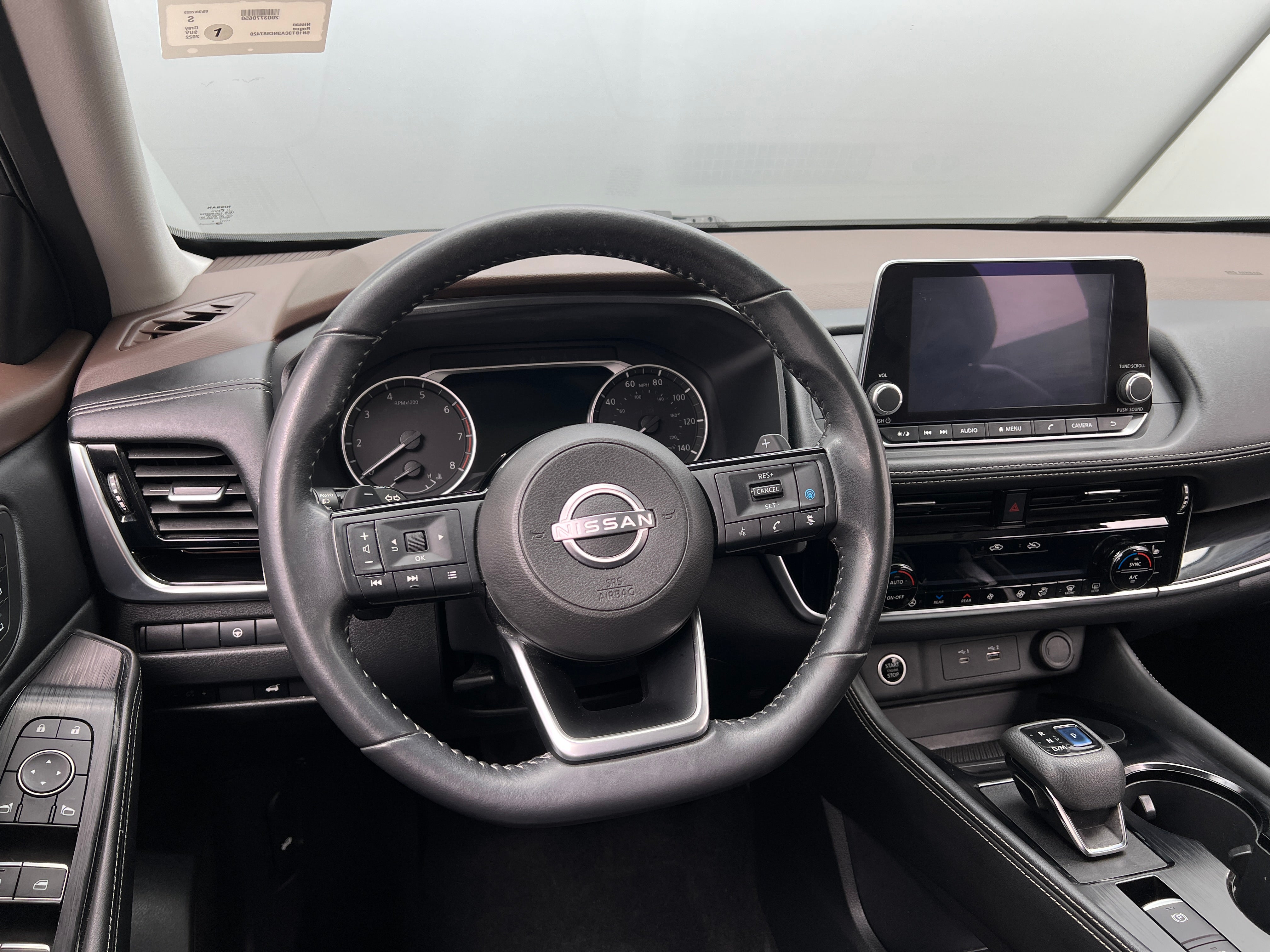 2022 Nissan Rogue SL 4