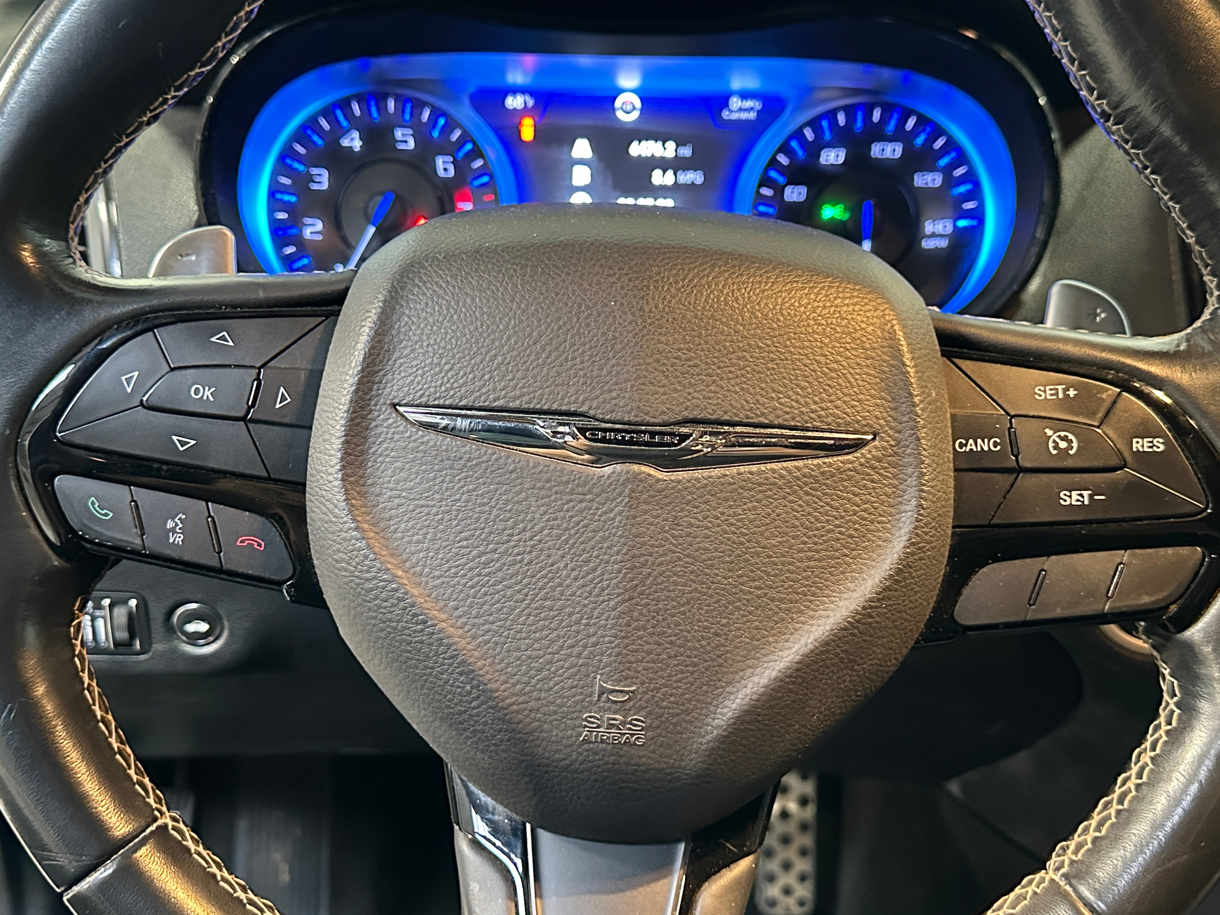 2015 Chrysler 300 S 4