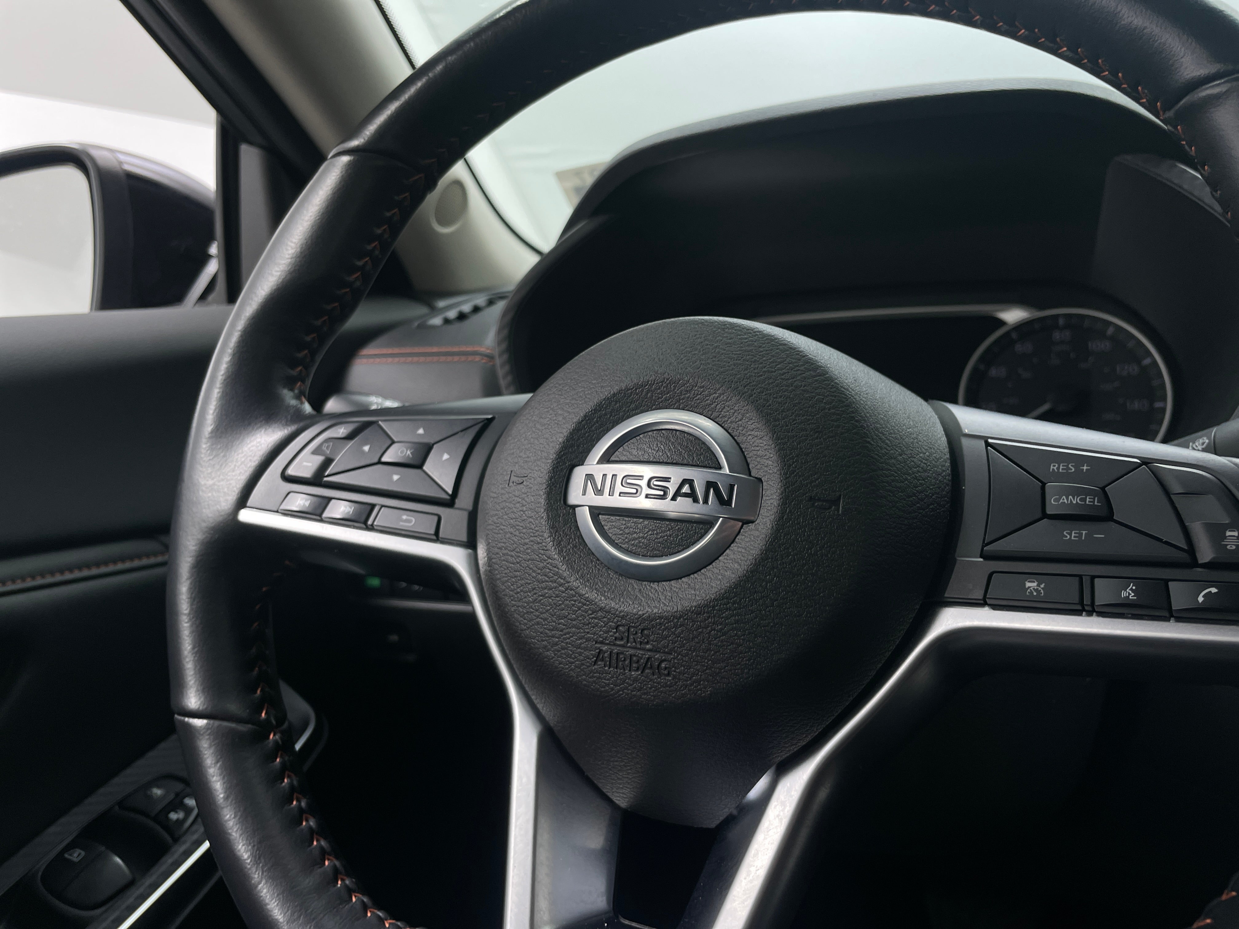 2022 Nissan Sentra SR 5