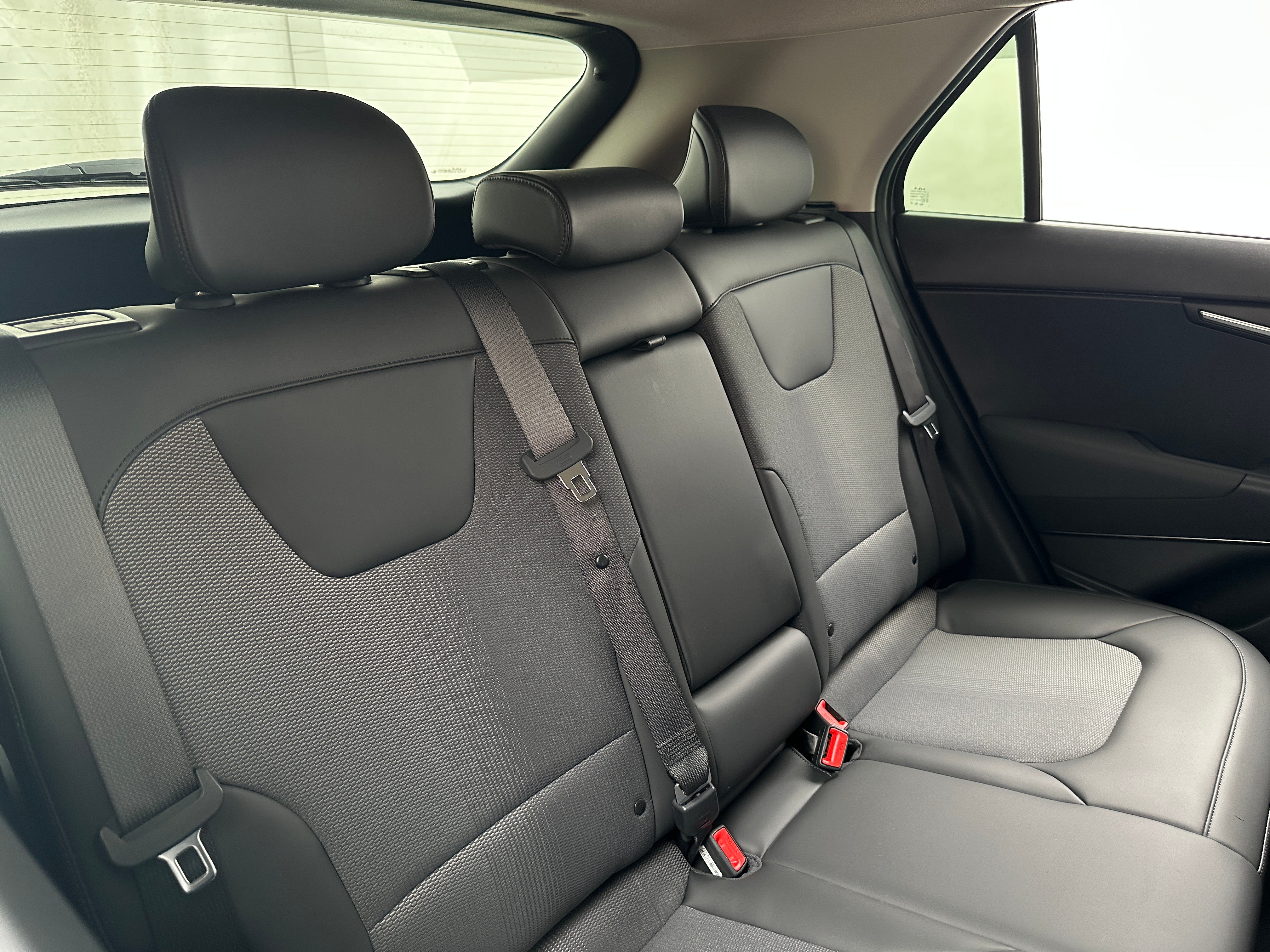 2024 Kia Niro EX Touring 5