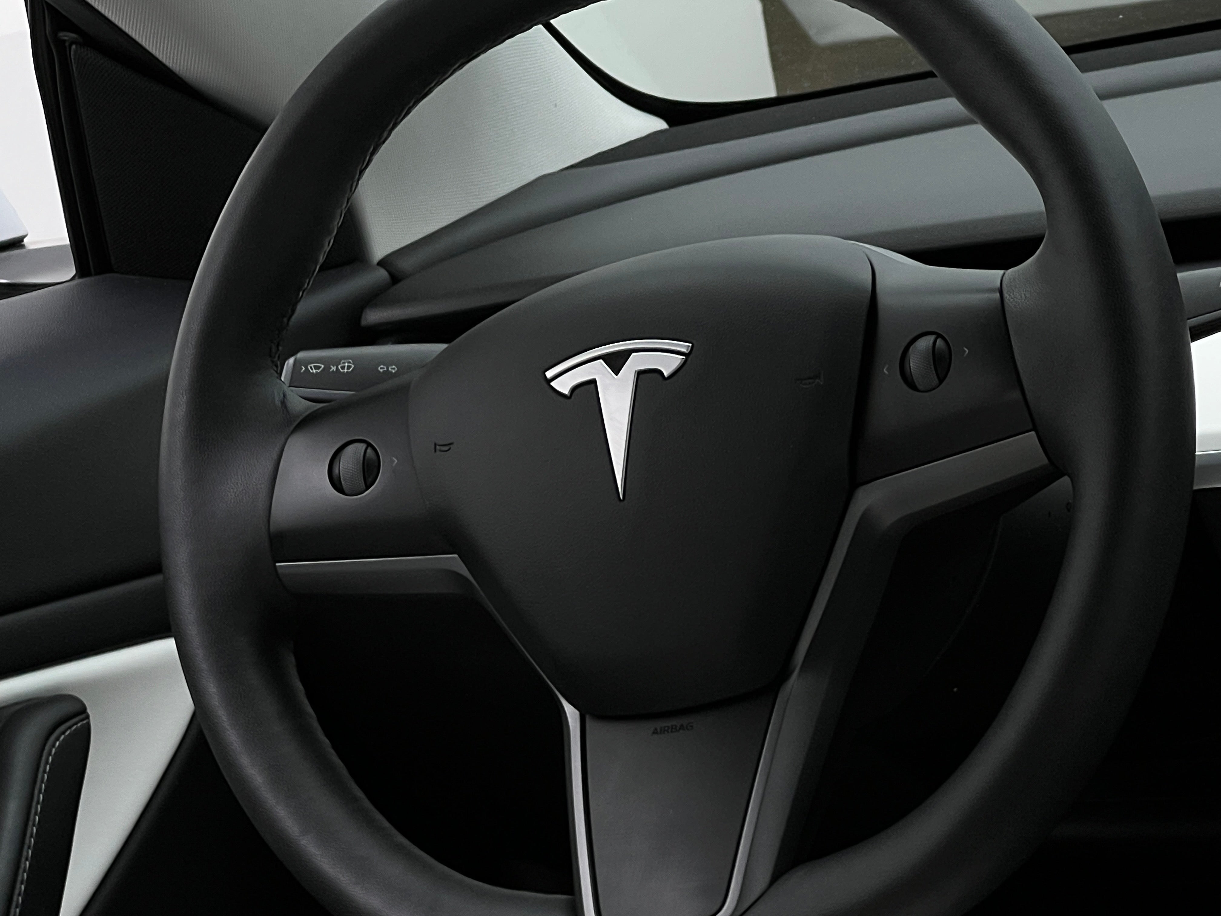 2021 Tesla Model 3 Standard Range 4