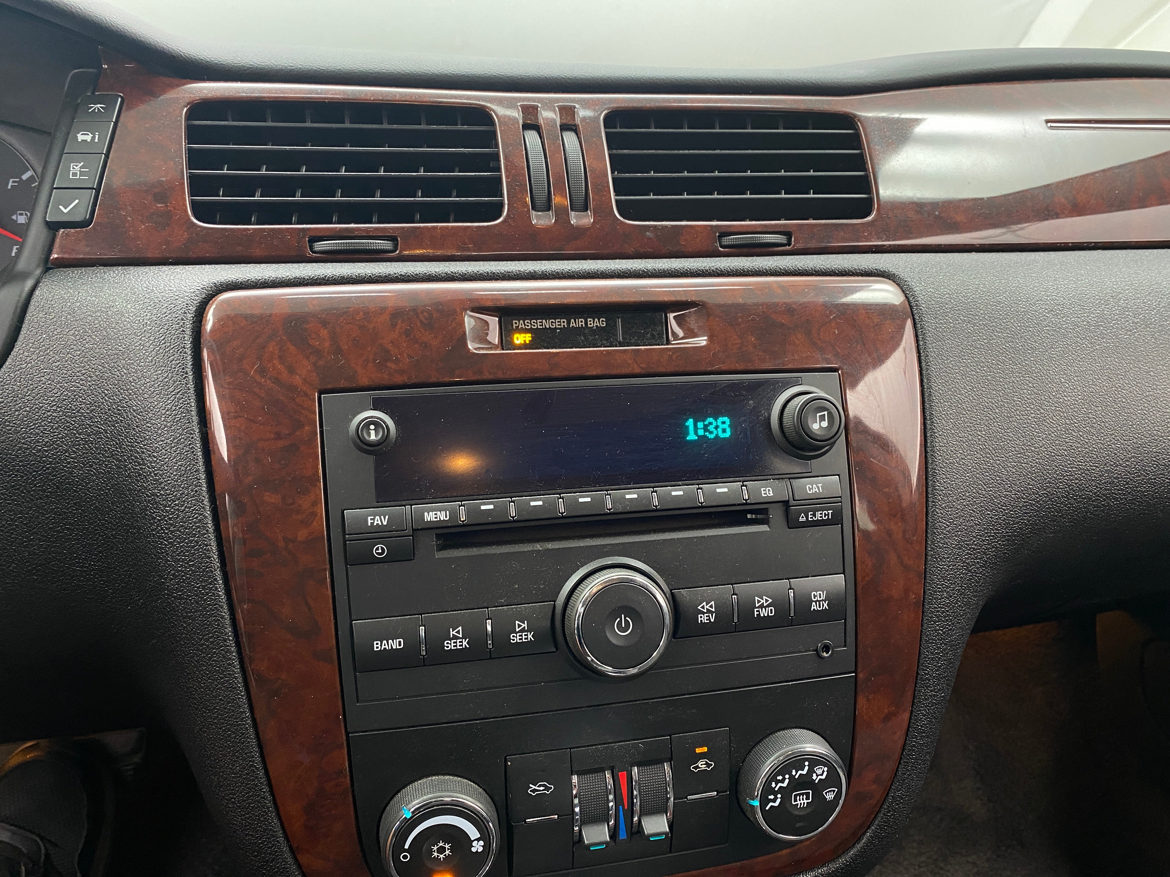 2009 Chevrolet Impala LS 4