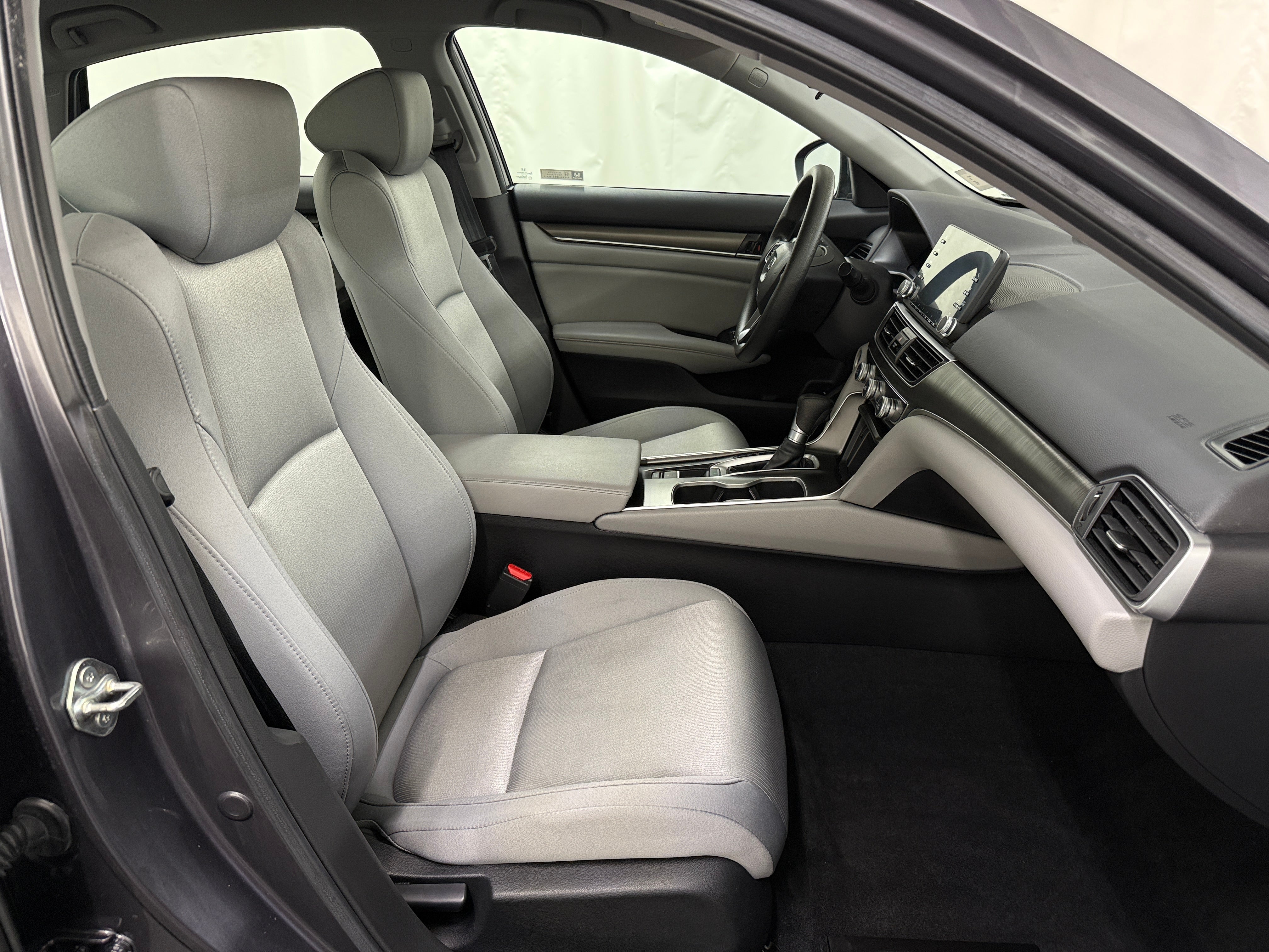 2019 Honda Accord LX 2