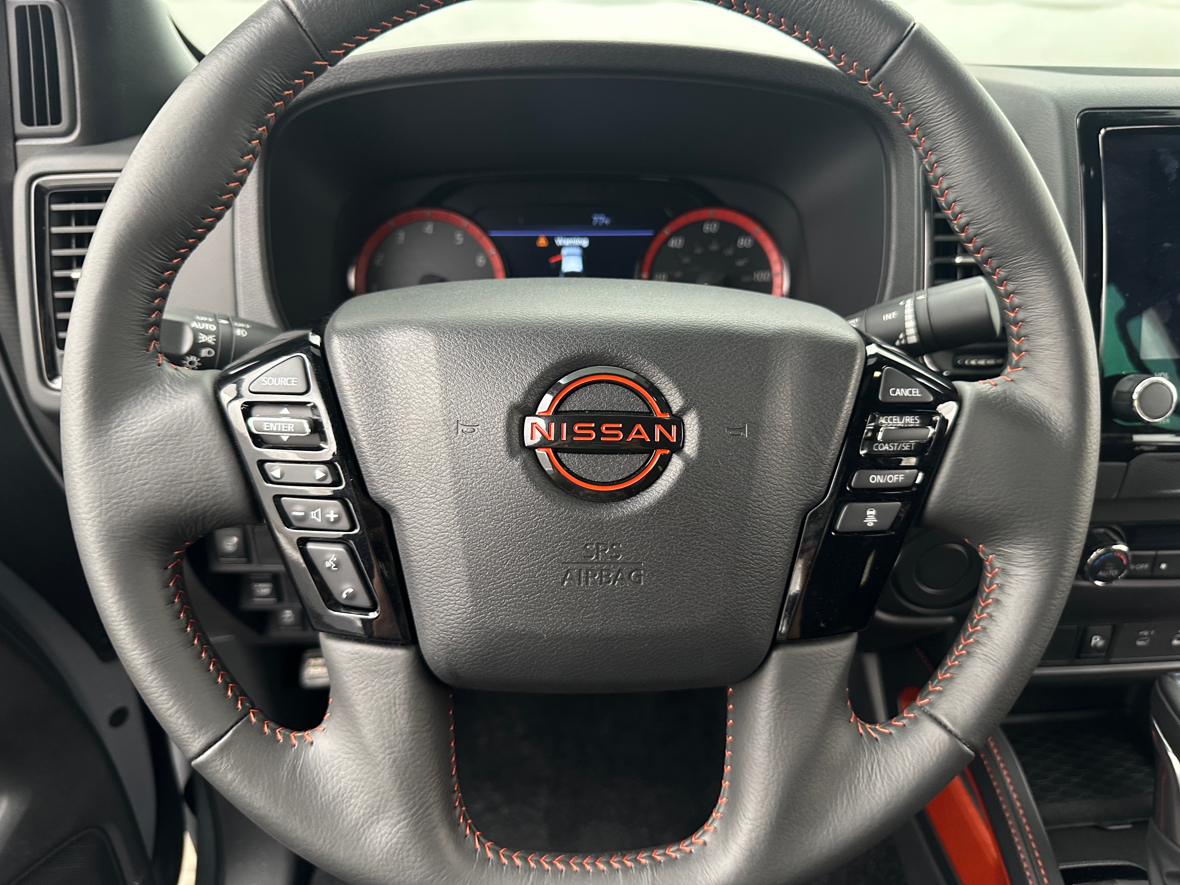 2024 Nissan Frontier PRO-X 5