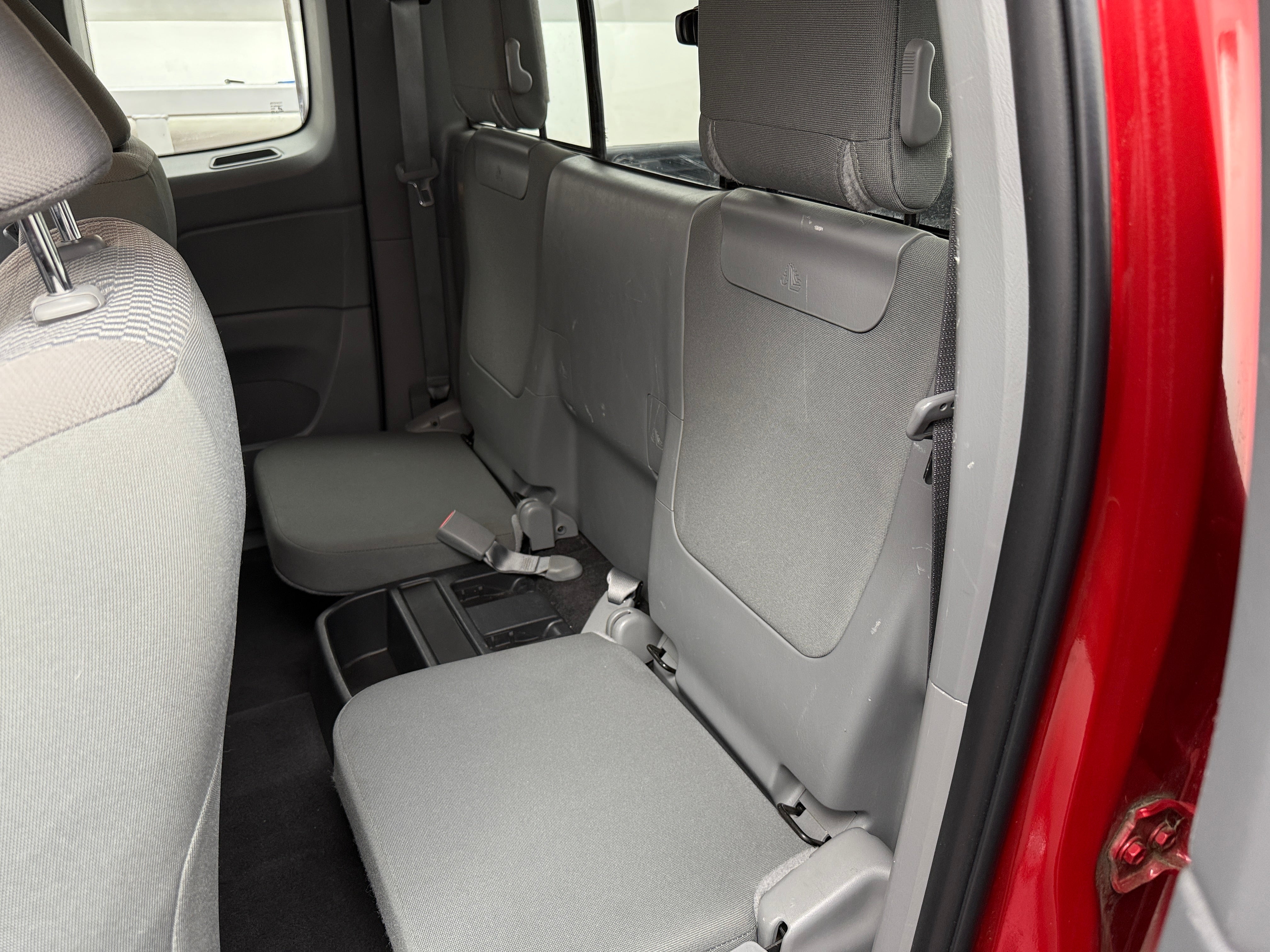 2013 Toyota Tacoma  6