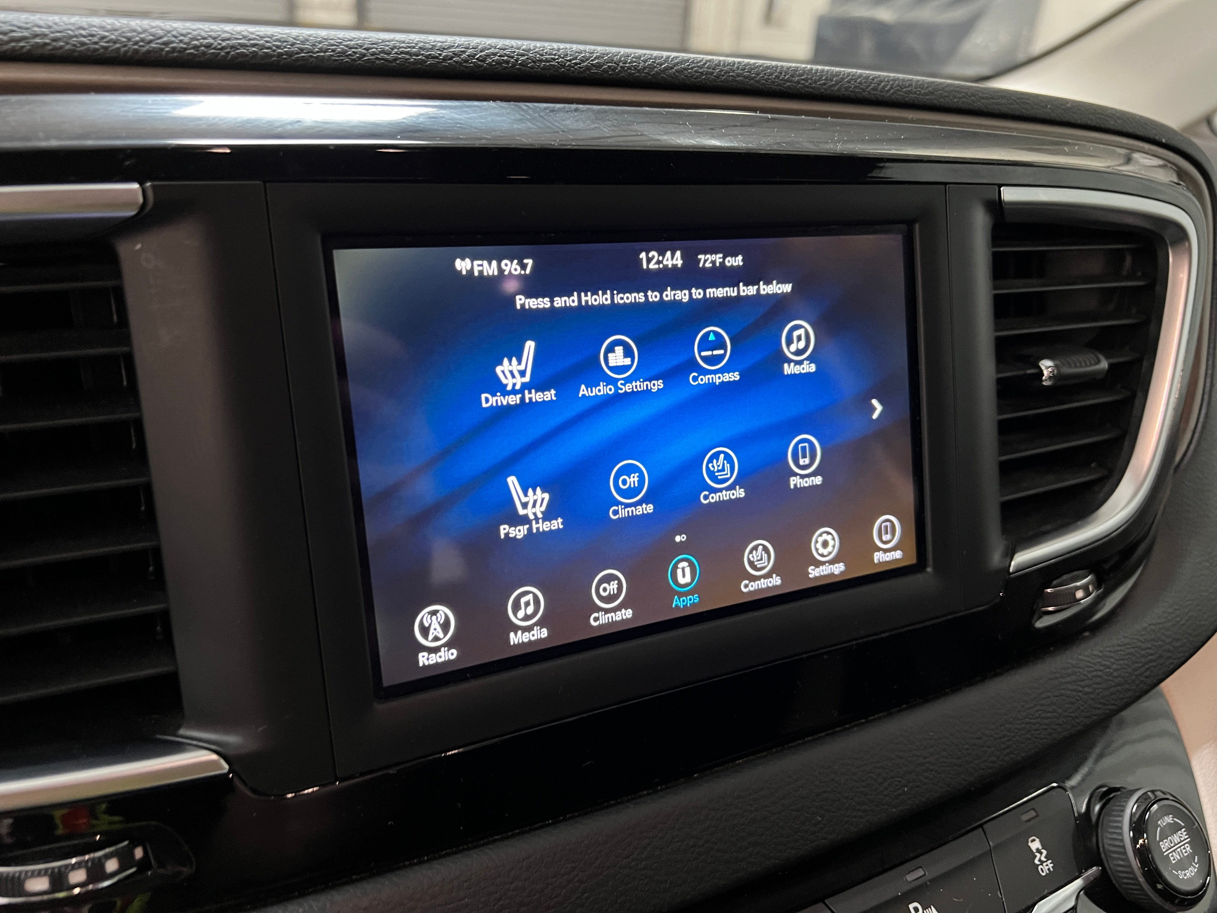 2018 Chrysler Pacifica Touring L 3