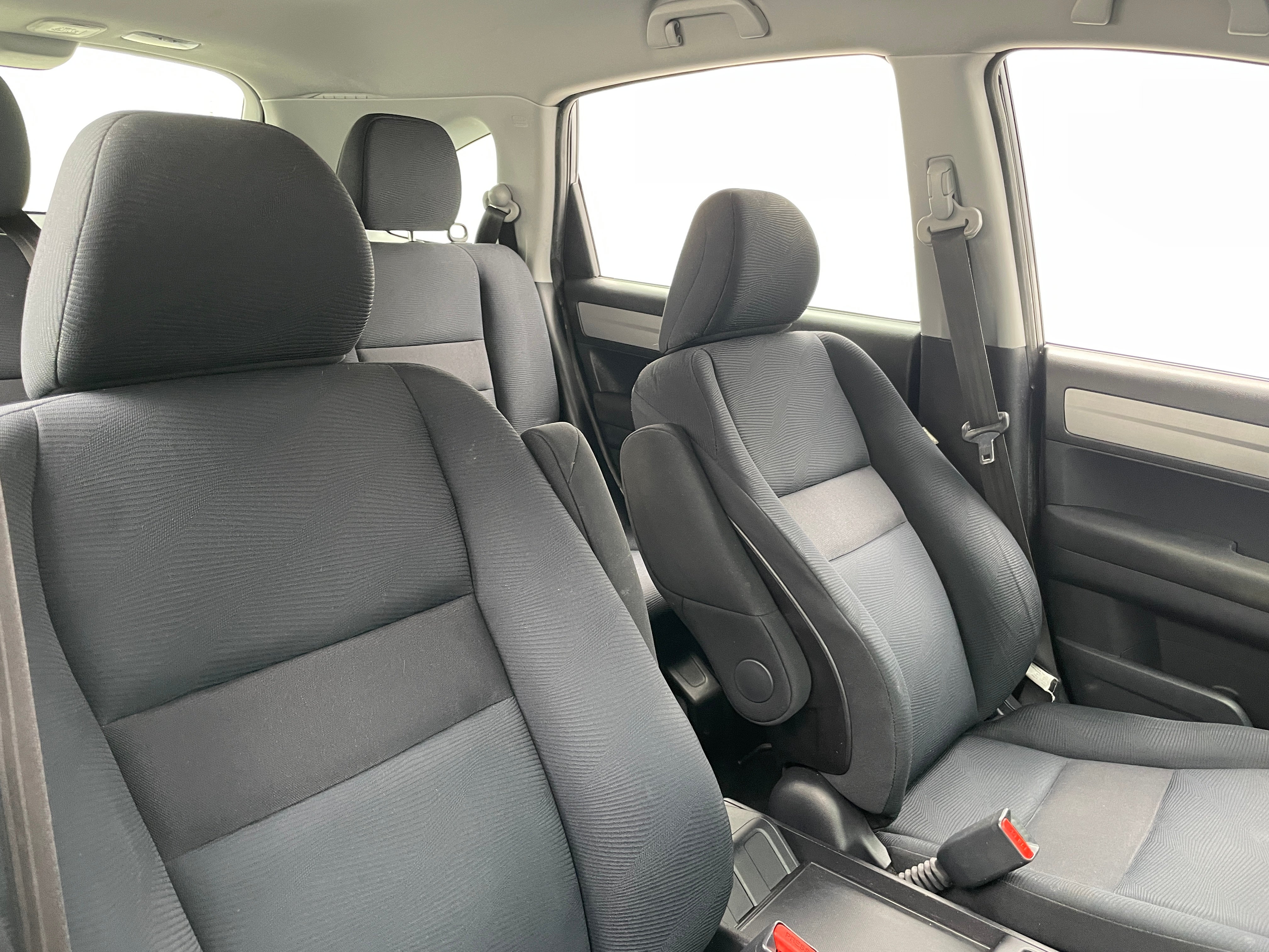 2011 Honda CR-V LX 2