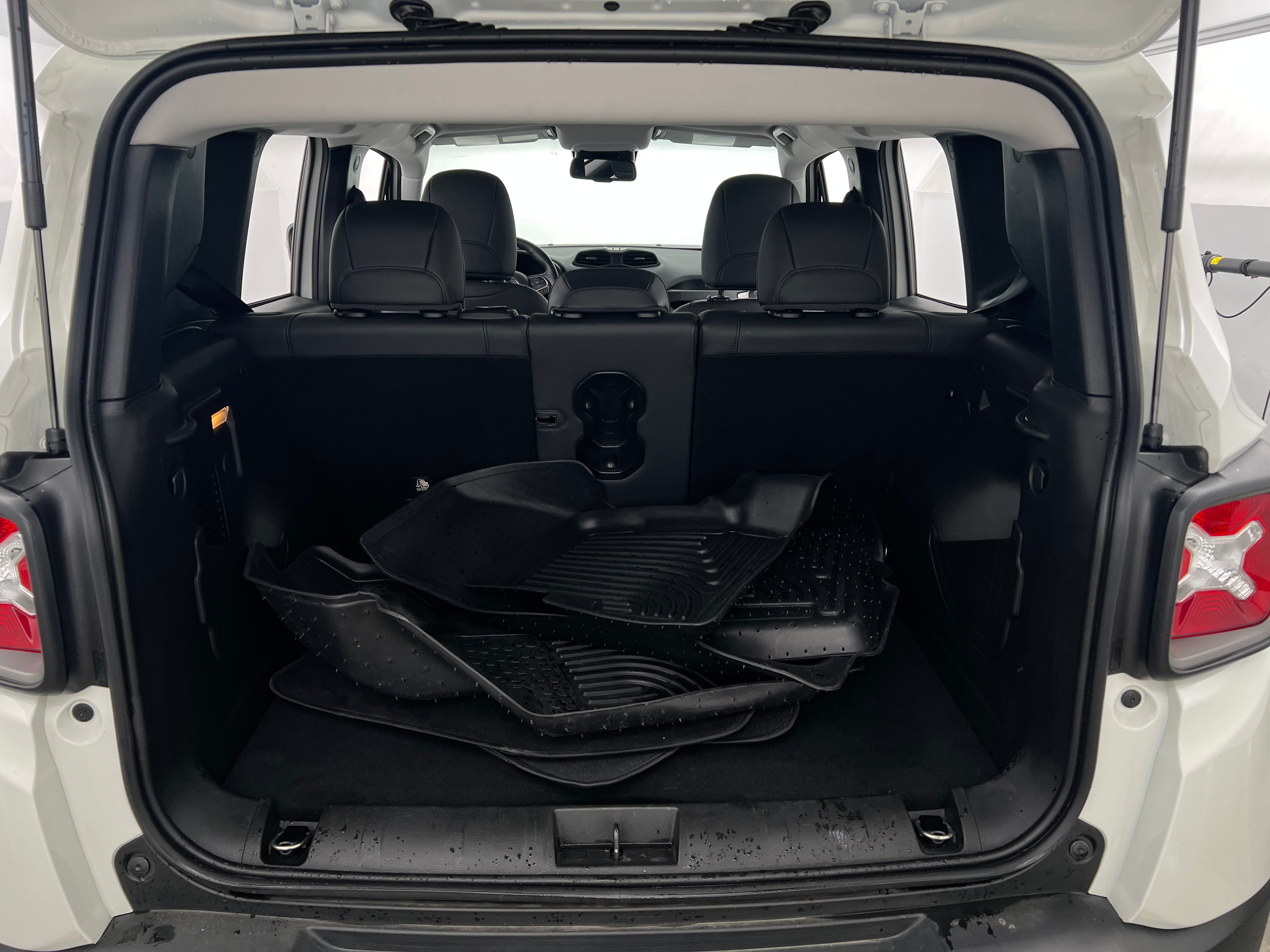 2020 Jeep Renegade Limited 6