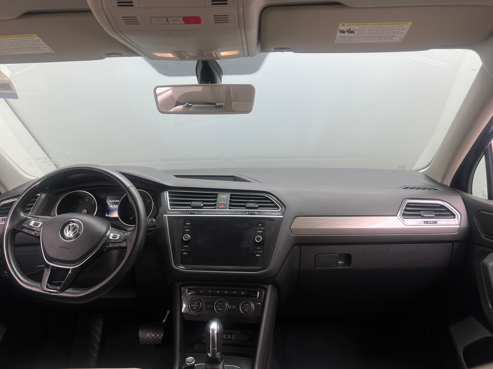 Thumbnail: 2018 Volkswagen Tiguan - 2