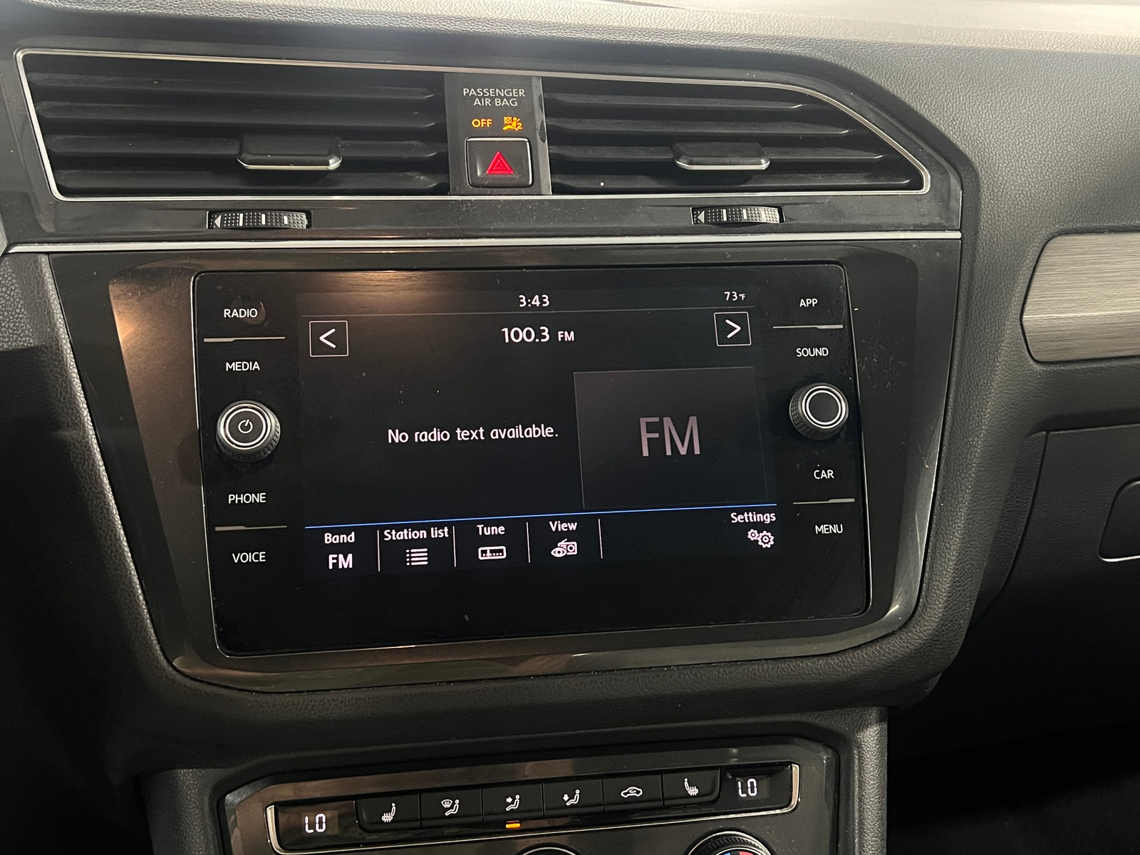 Thumbnail: 2018 Volkswagen Tiguan - 3