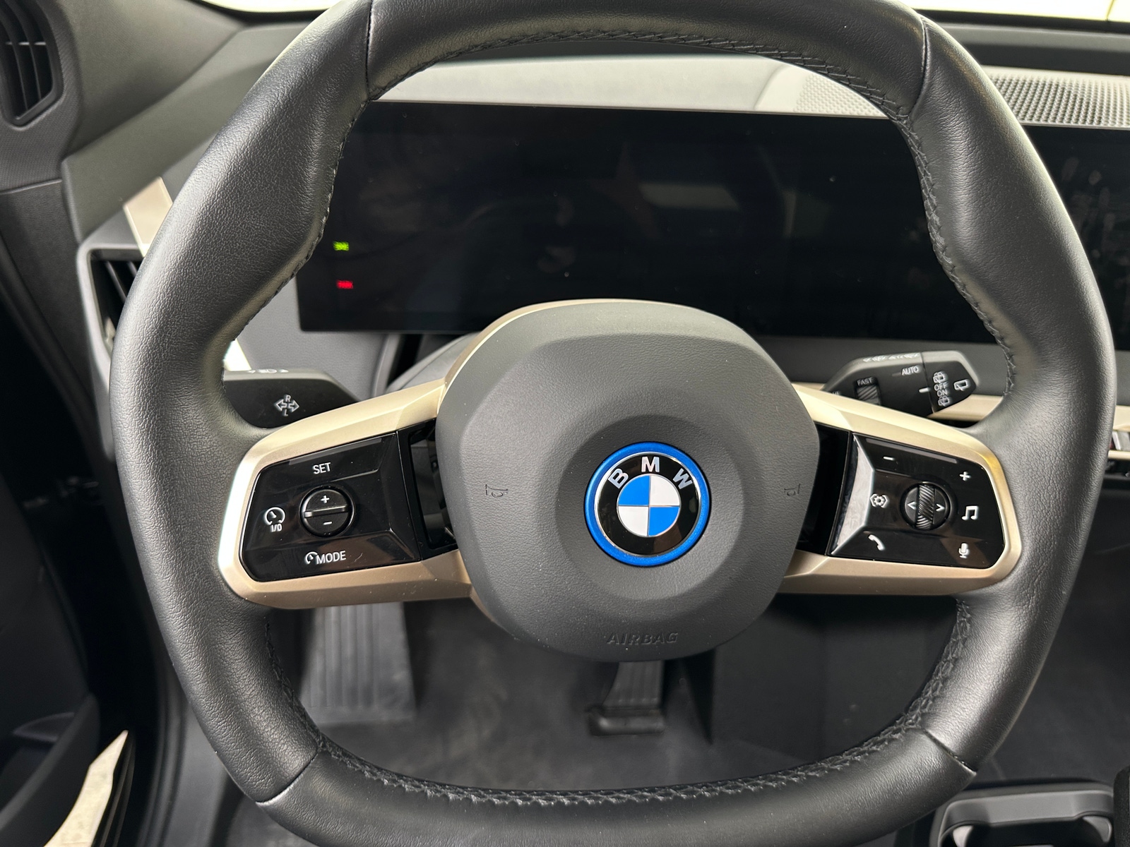 Thumbnail: 2024 BMW iX - 4