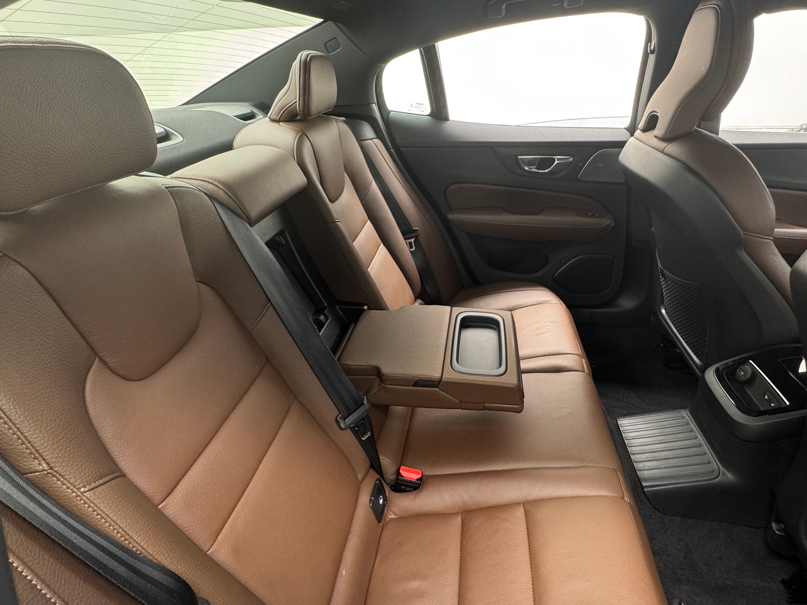 Thumbnail: 2022 Volvo S60 - 5