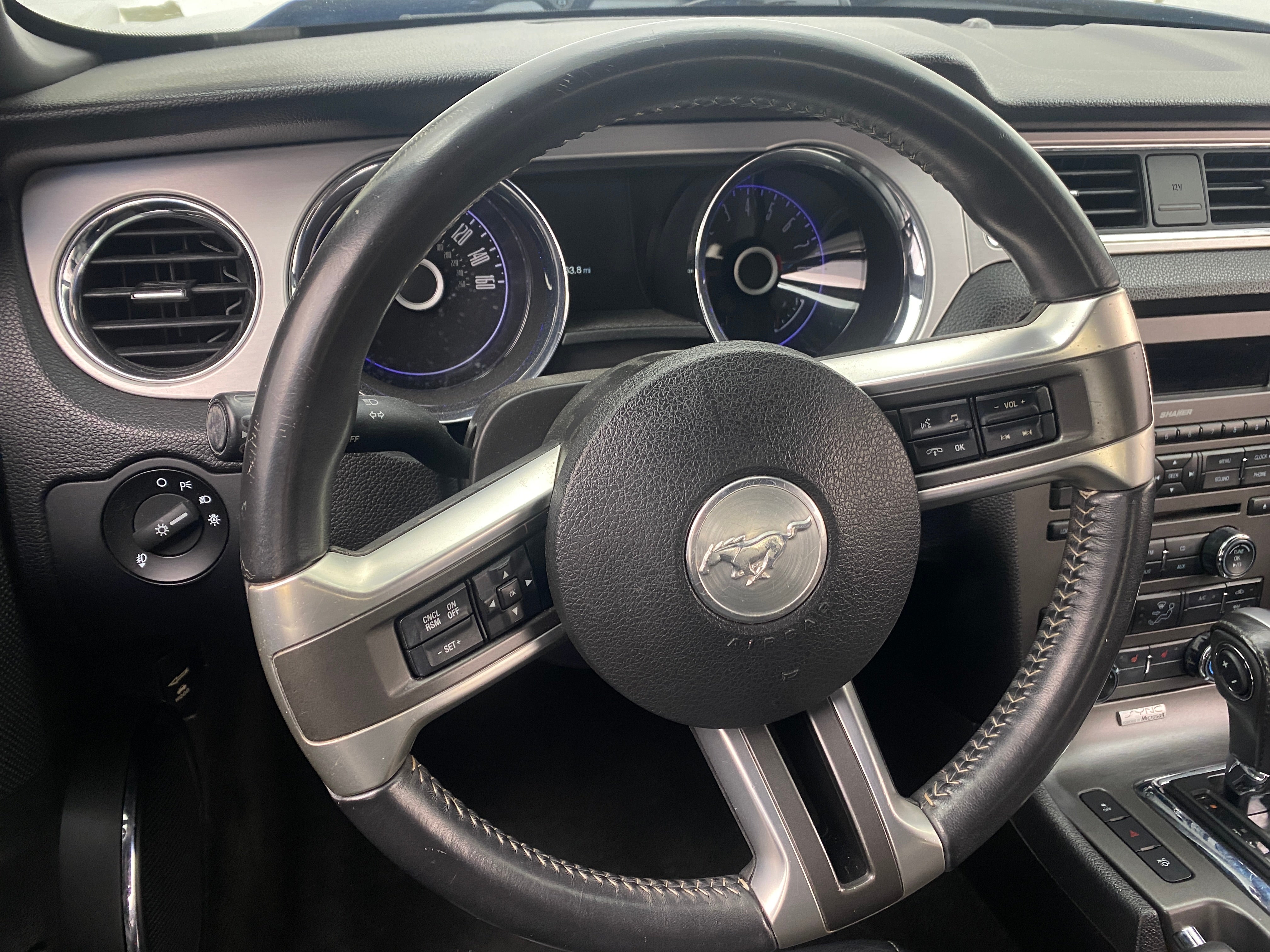 2014 Ford Mustang Premium 4