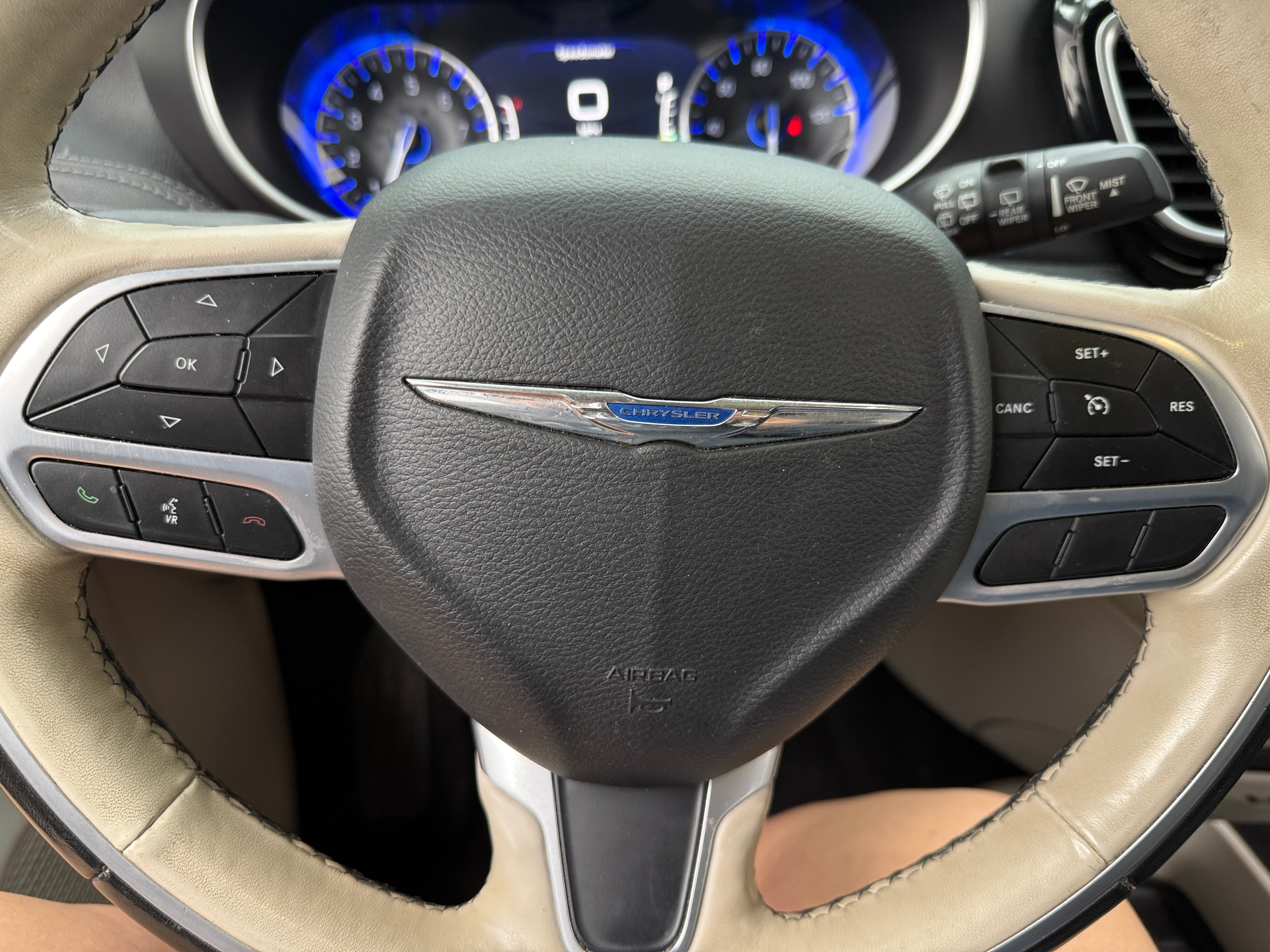 2020 Chrysler Pacifica Limited 5