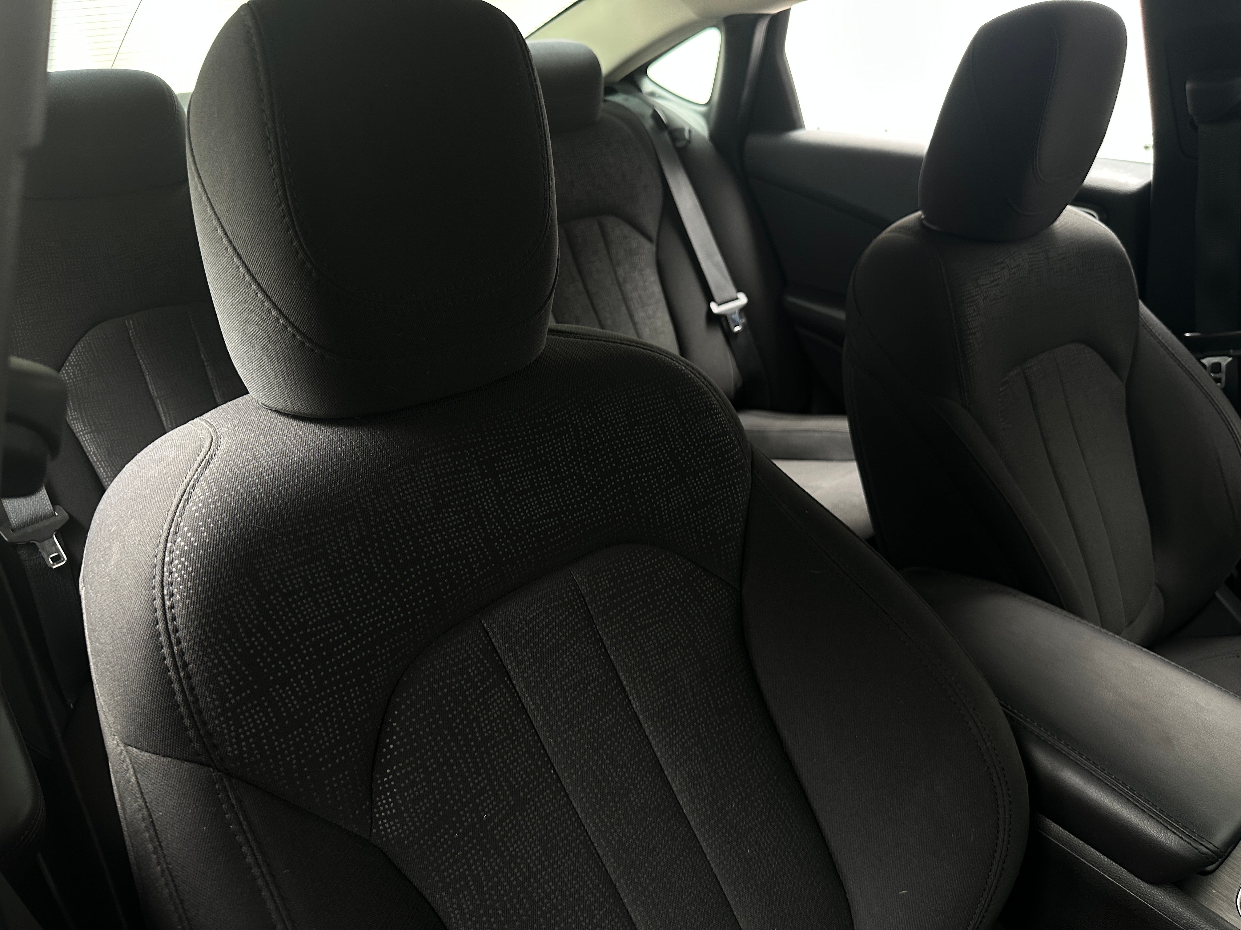 2015 Chrysler 200 Limited 2