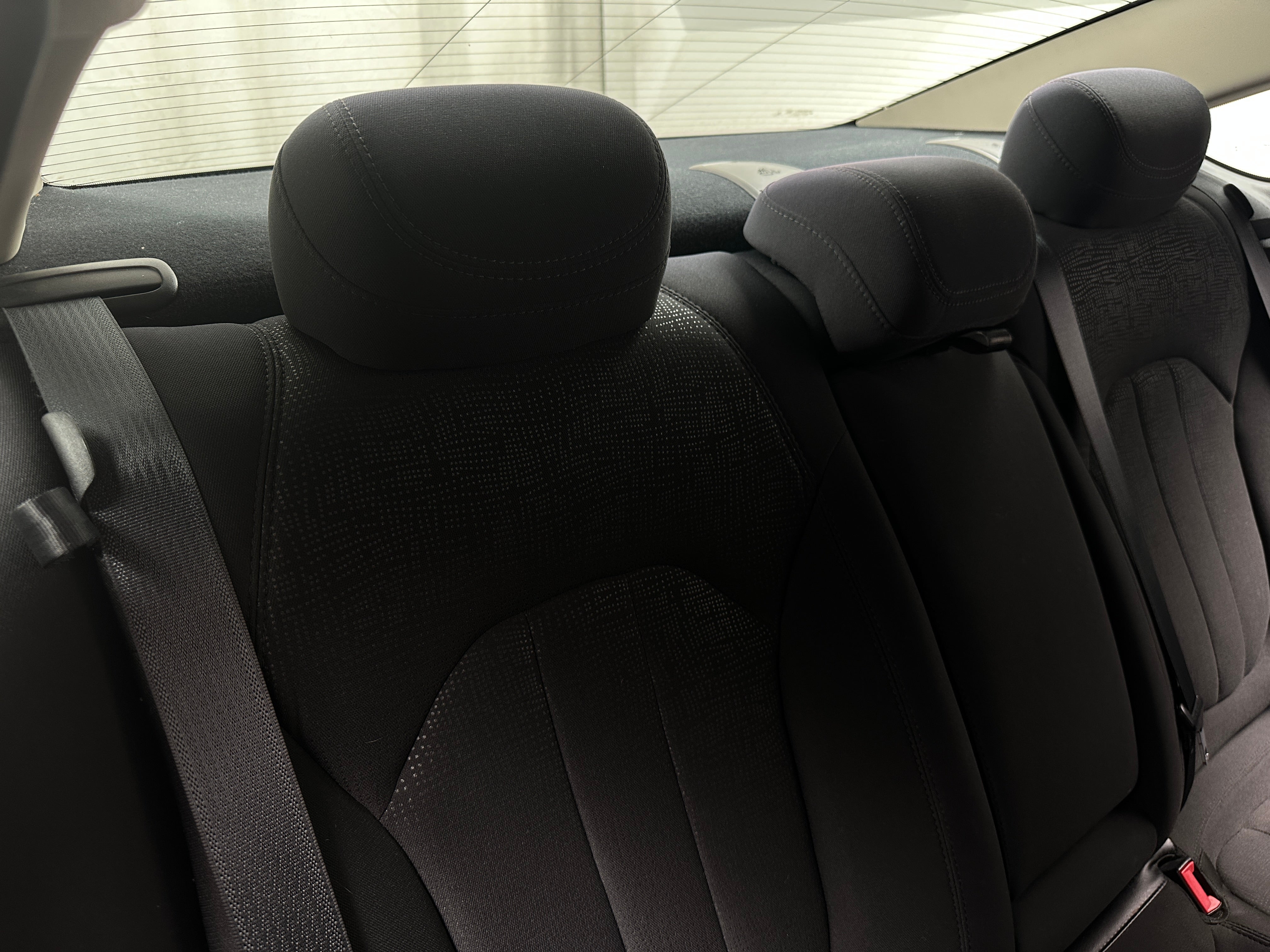 2015 Chrysler 200 Limited 6