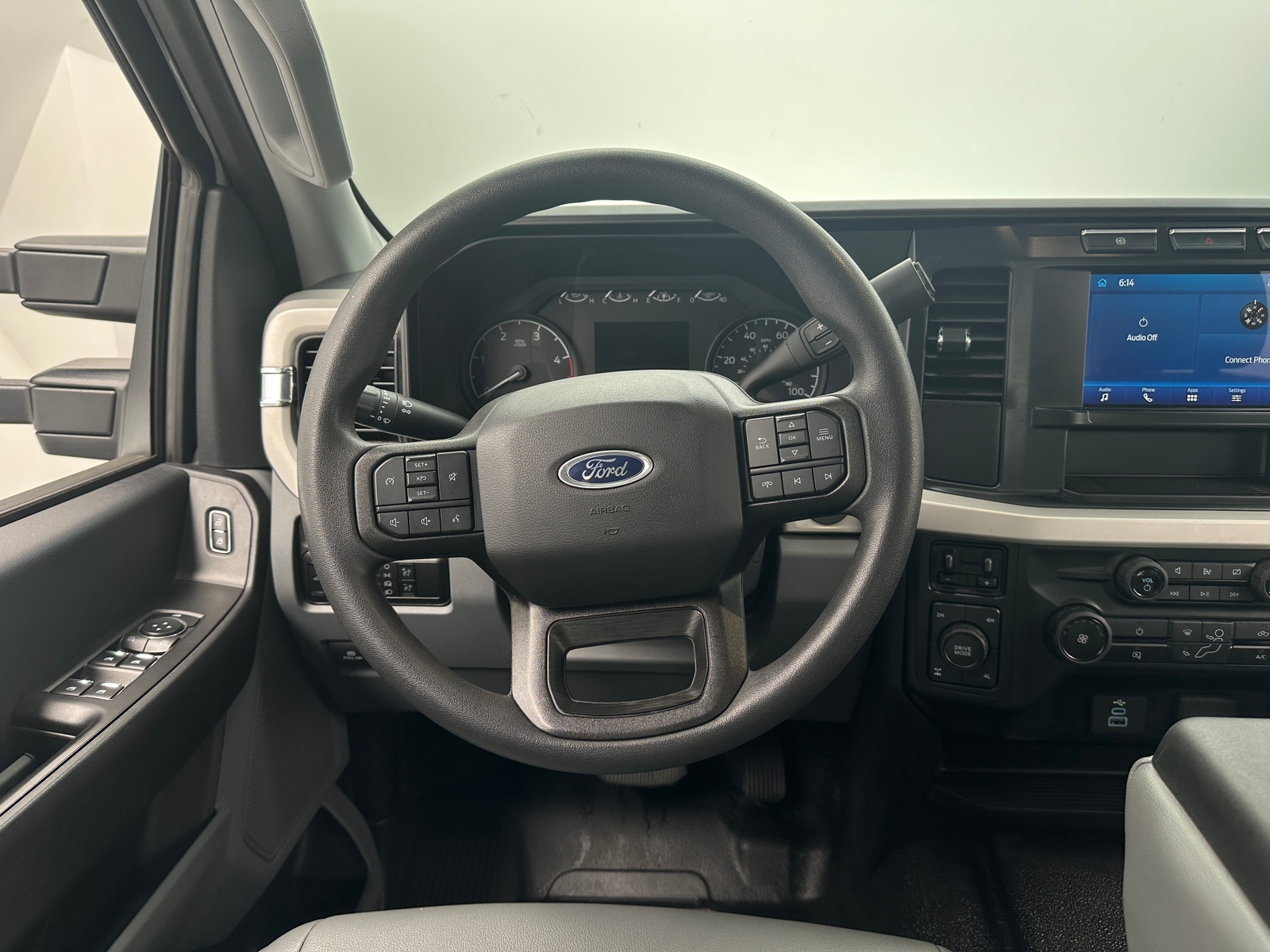 Thumbnail: 2023 Ford Econoline - 4