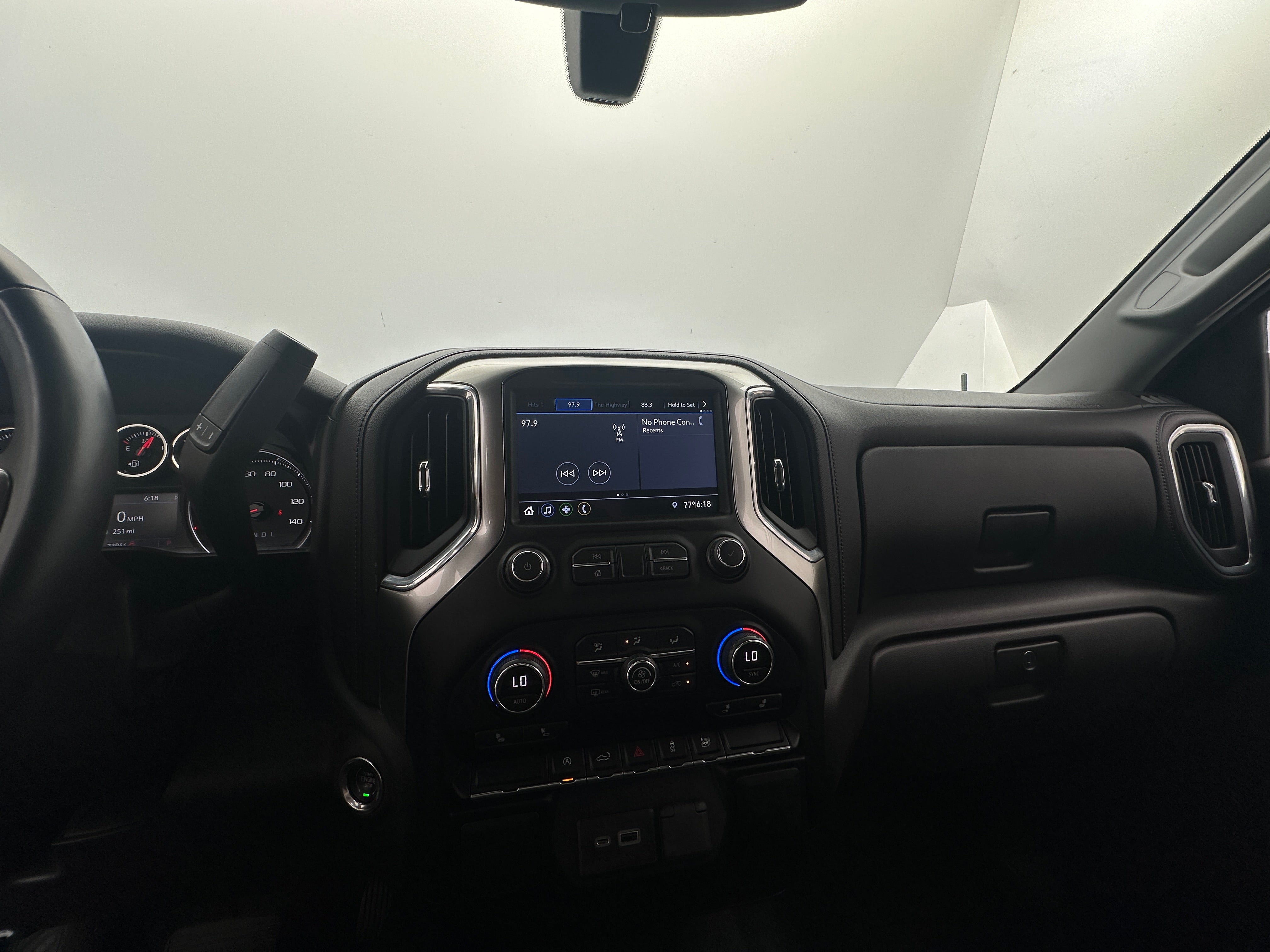 2021 Chevrolet Silverado 1500 LT 4